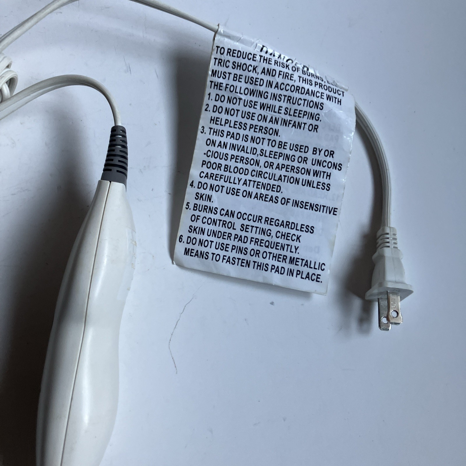 Deneve / Pure Enrichment CM01 PM01 Electric Heat Pad Controller Control 4 Prong