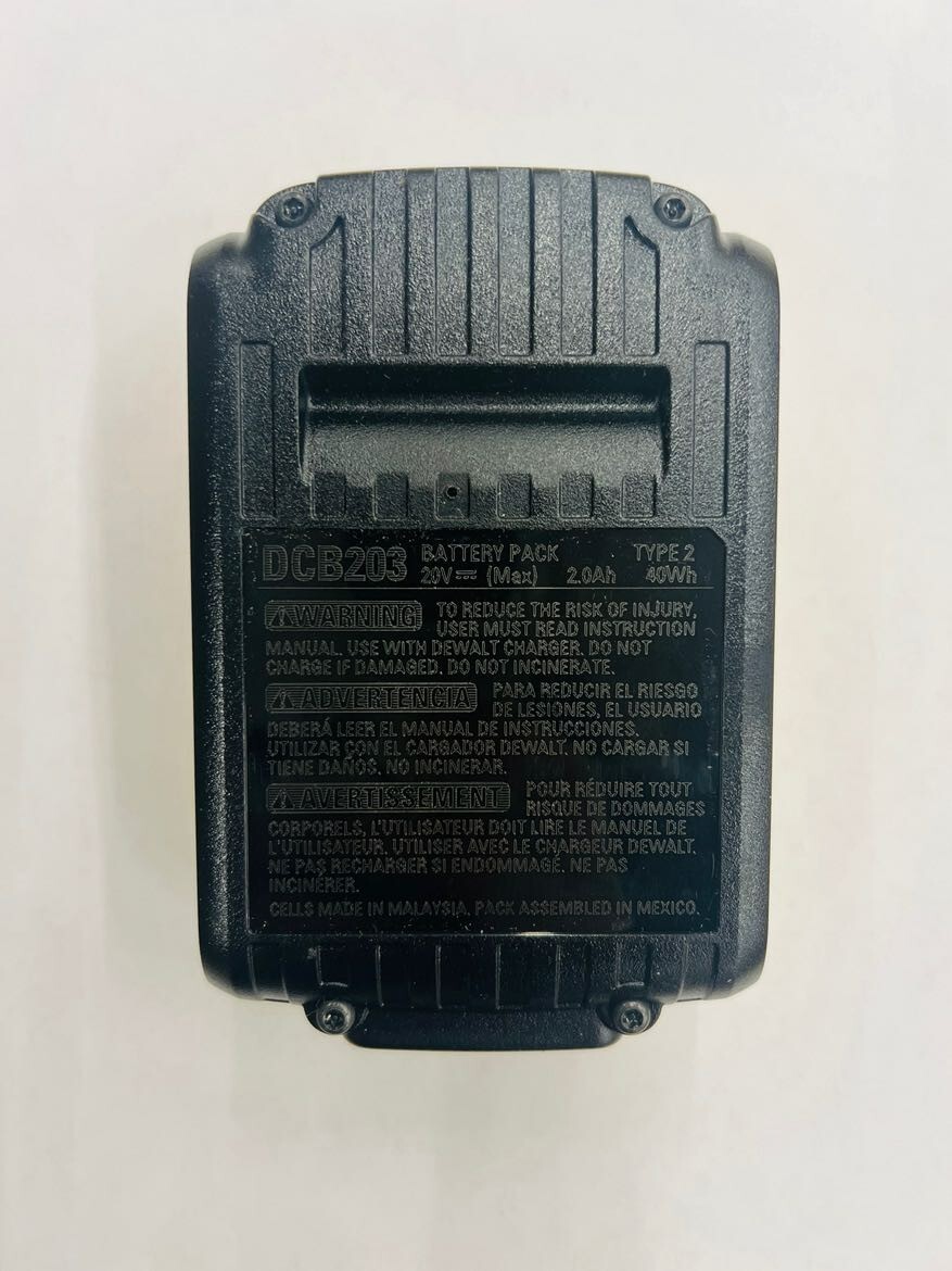 **New**DeWALT DCB203 20V Max 2.0Ah Compact Lithium Ion Battery Geniuen