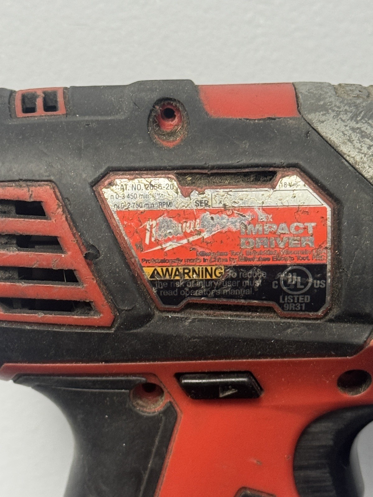 Milwaukee M18 18V 1/4″ Hex Impact Driver 2656-20 Cordless *FOR PARTS OR REPAIR*