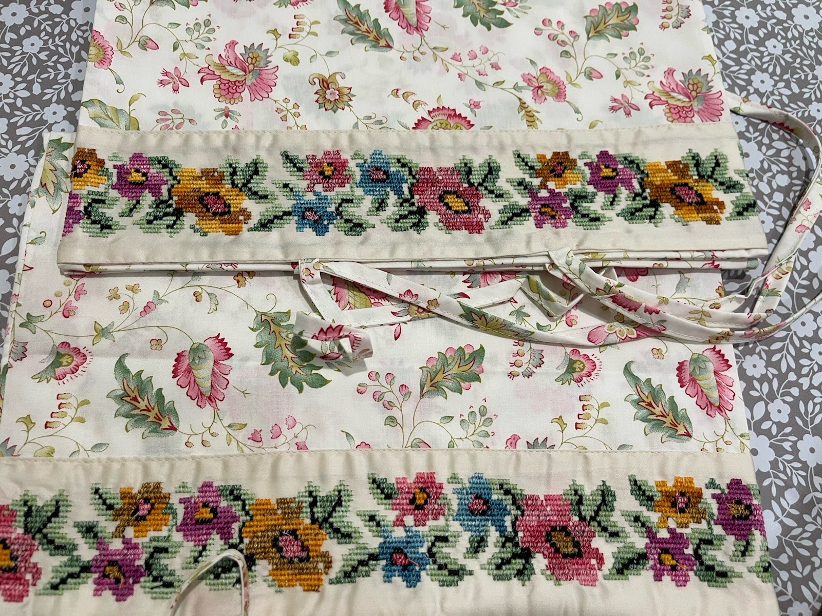 KENZO France NWT (1pc) Boudoir Sham 100% Percale Print Ties Embroidery ONE SHAM