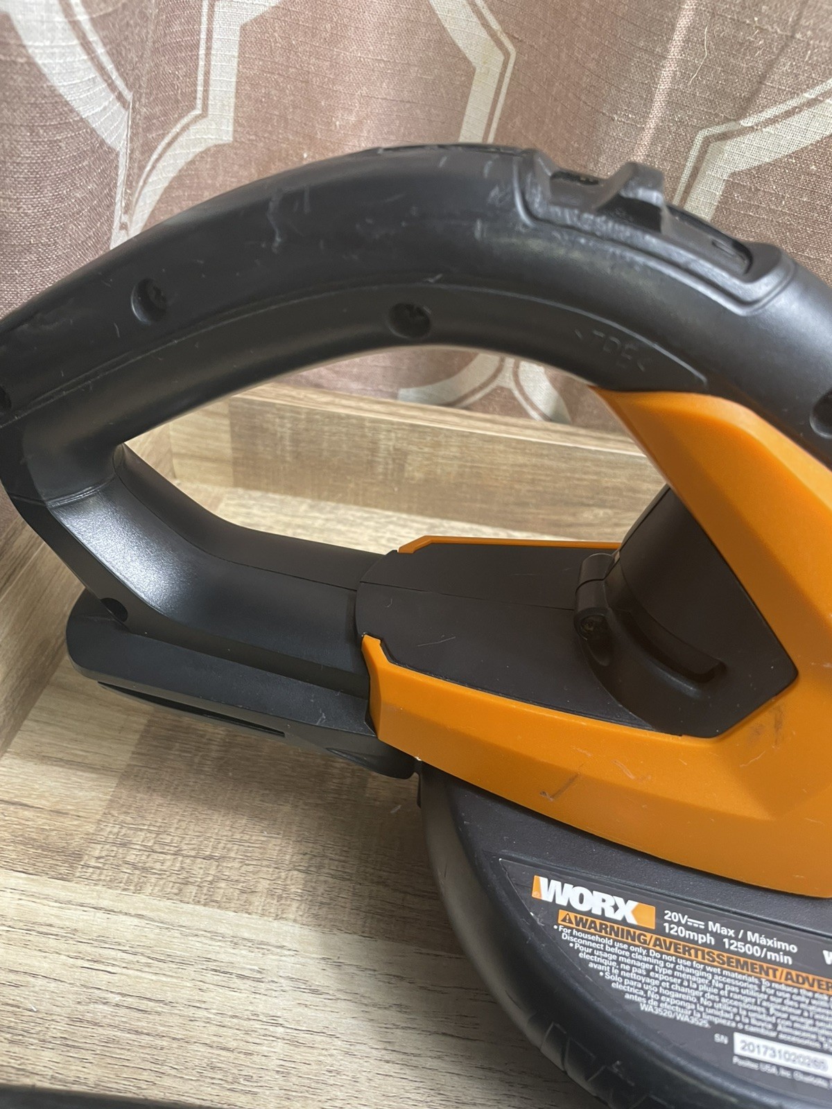 WORX Cordless Leaf Blower, Electric Blowers for Lawn Care with 120 MPH & 3.5 LBS