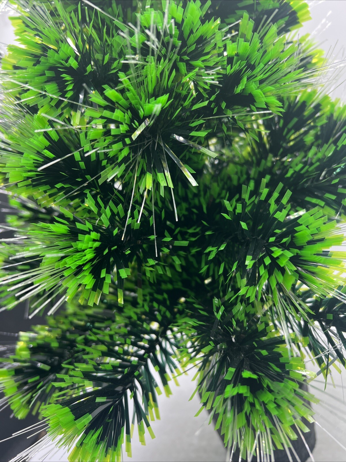 Fiber Optic Christmas Tree 22” Continuous Color Blinking Lights Battery Operated