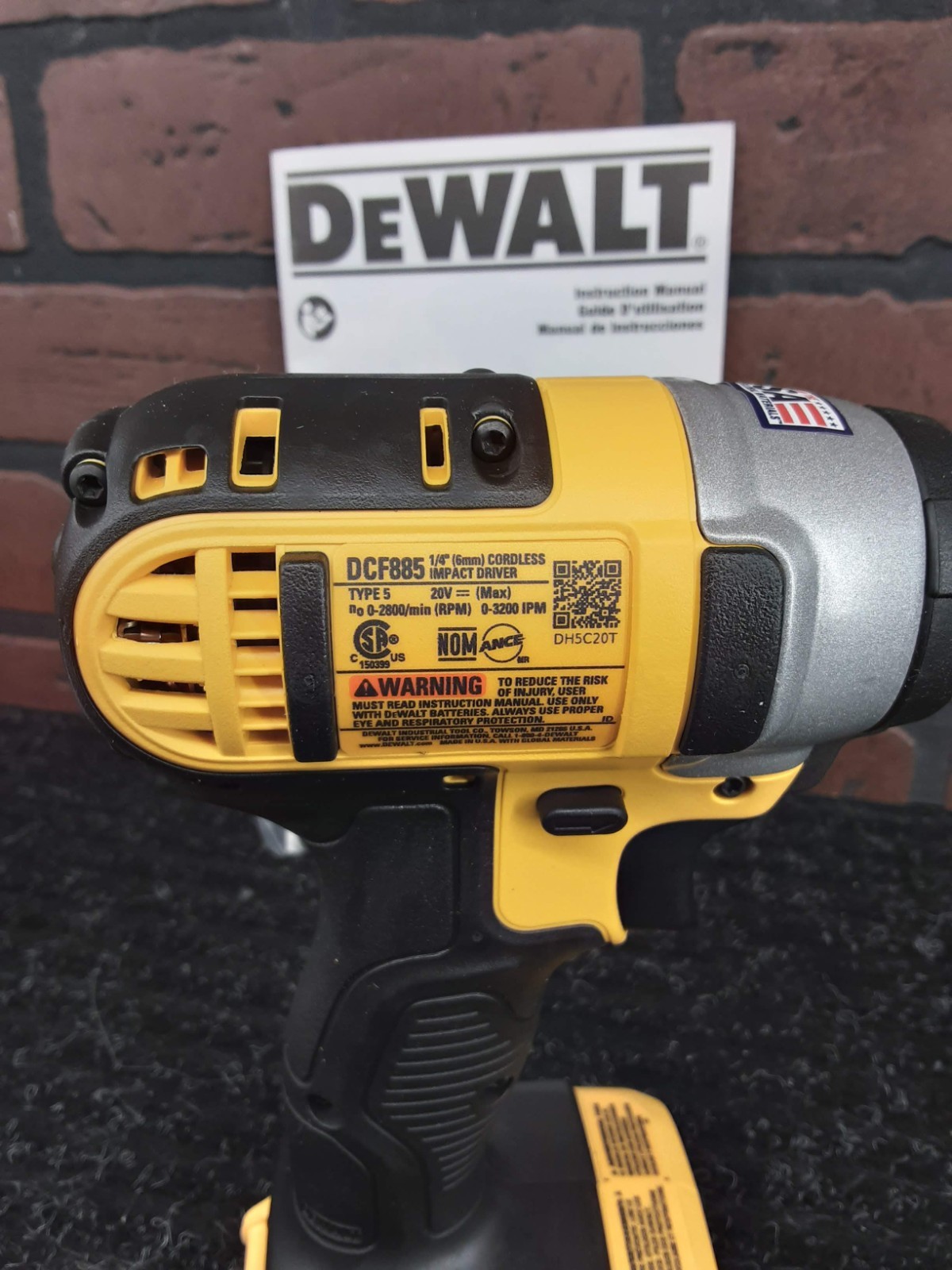 Dewalt DCF885 20V MAX 1/4″ Impact Driver-***NEW***