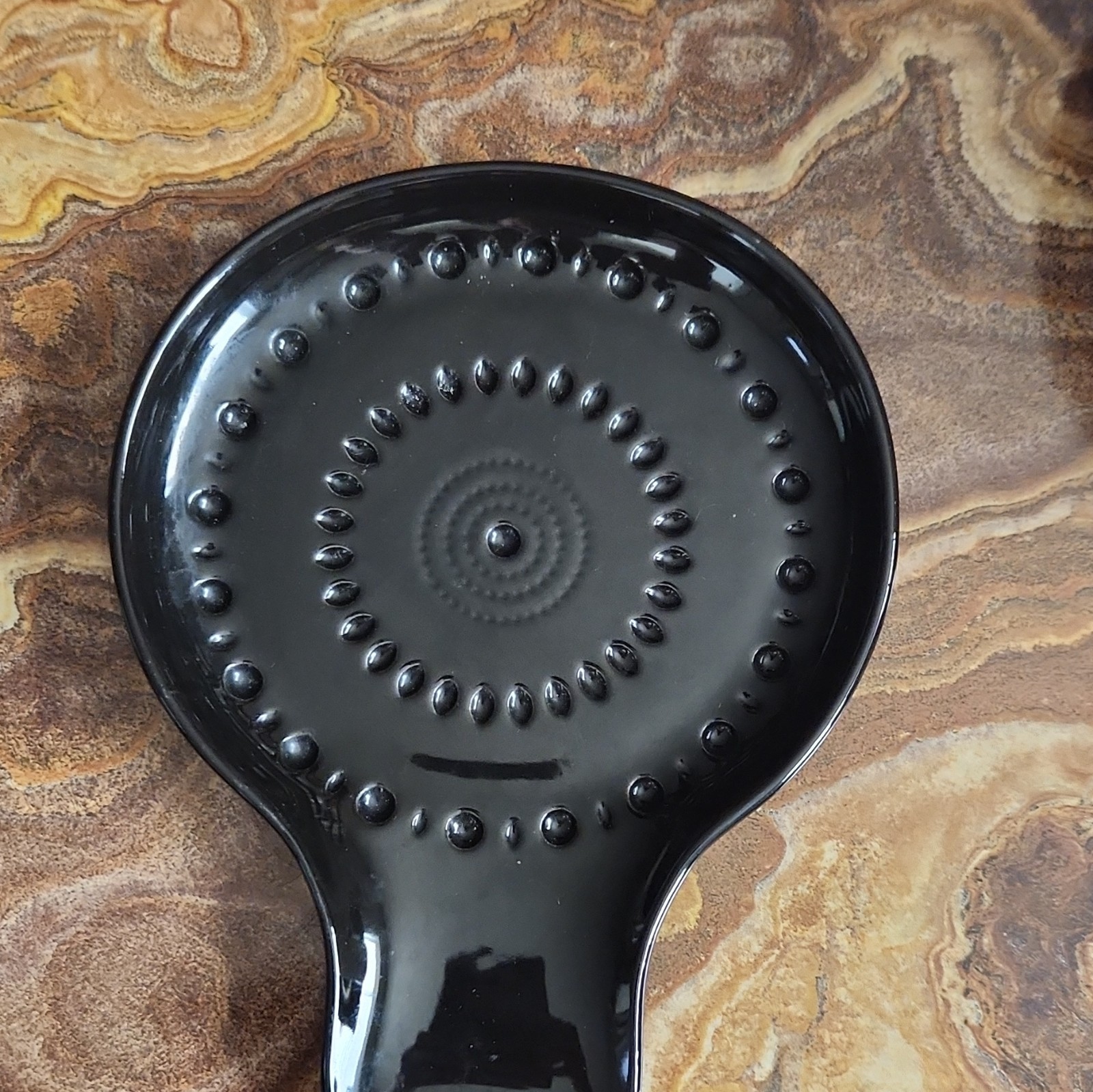 Ciroa Chef’s Kitchen Black Stoneware Spoon Rest Modern Solid Less Than 10 in
