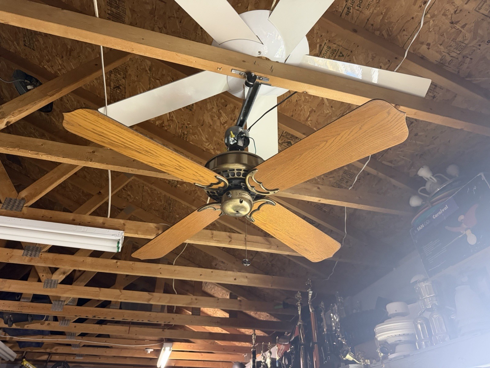1982 Casablanca Four Seasons Ceiling Fan. (PLEASE READ DESCRIPTION!!!!)