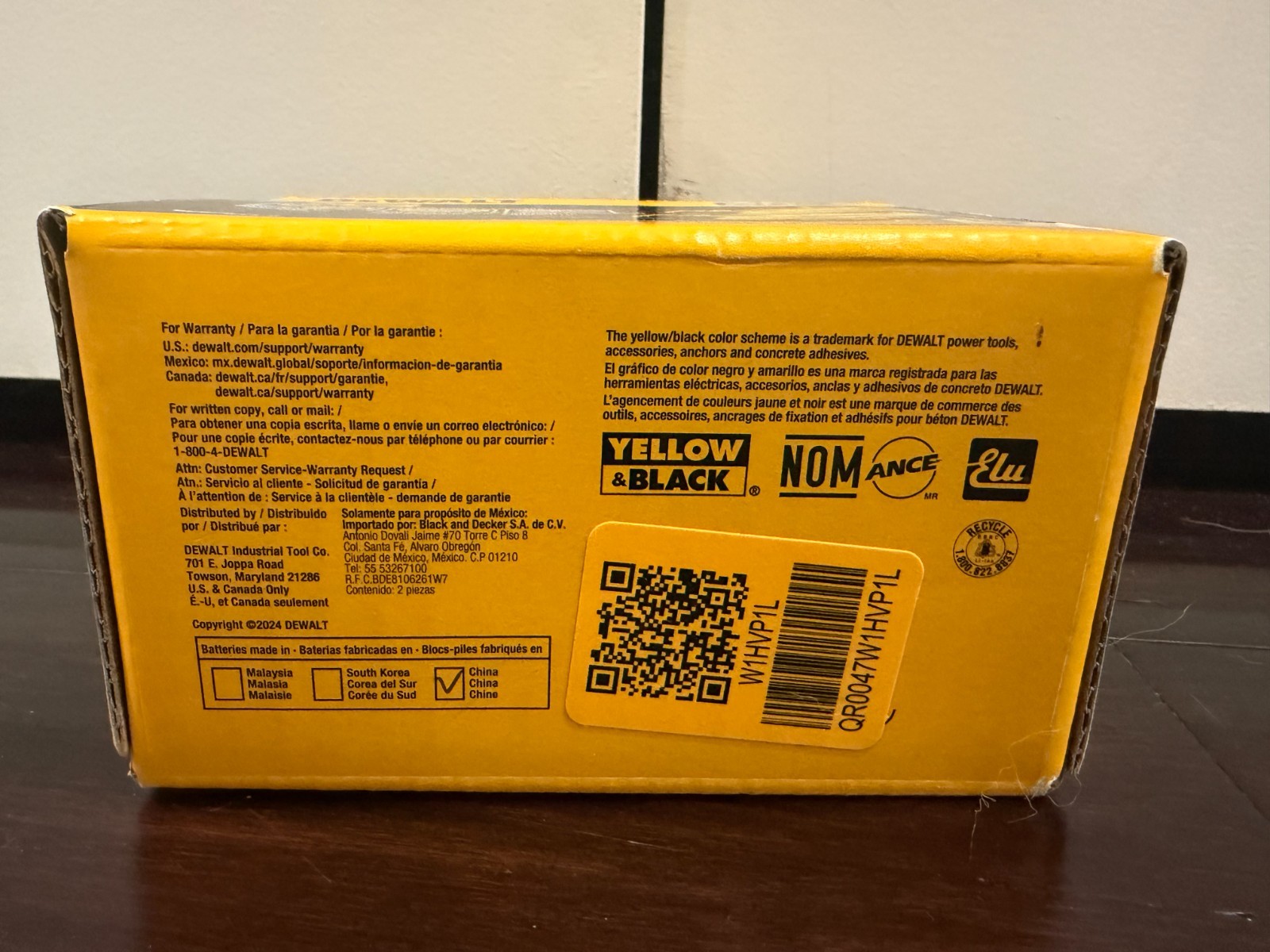 DEWALT XR POWERSTACK 20V MAX 1.7Ah Li-Ion Battery 2-Pack DCBP034-2