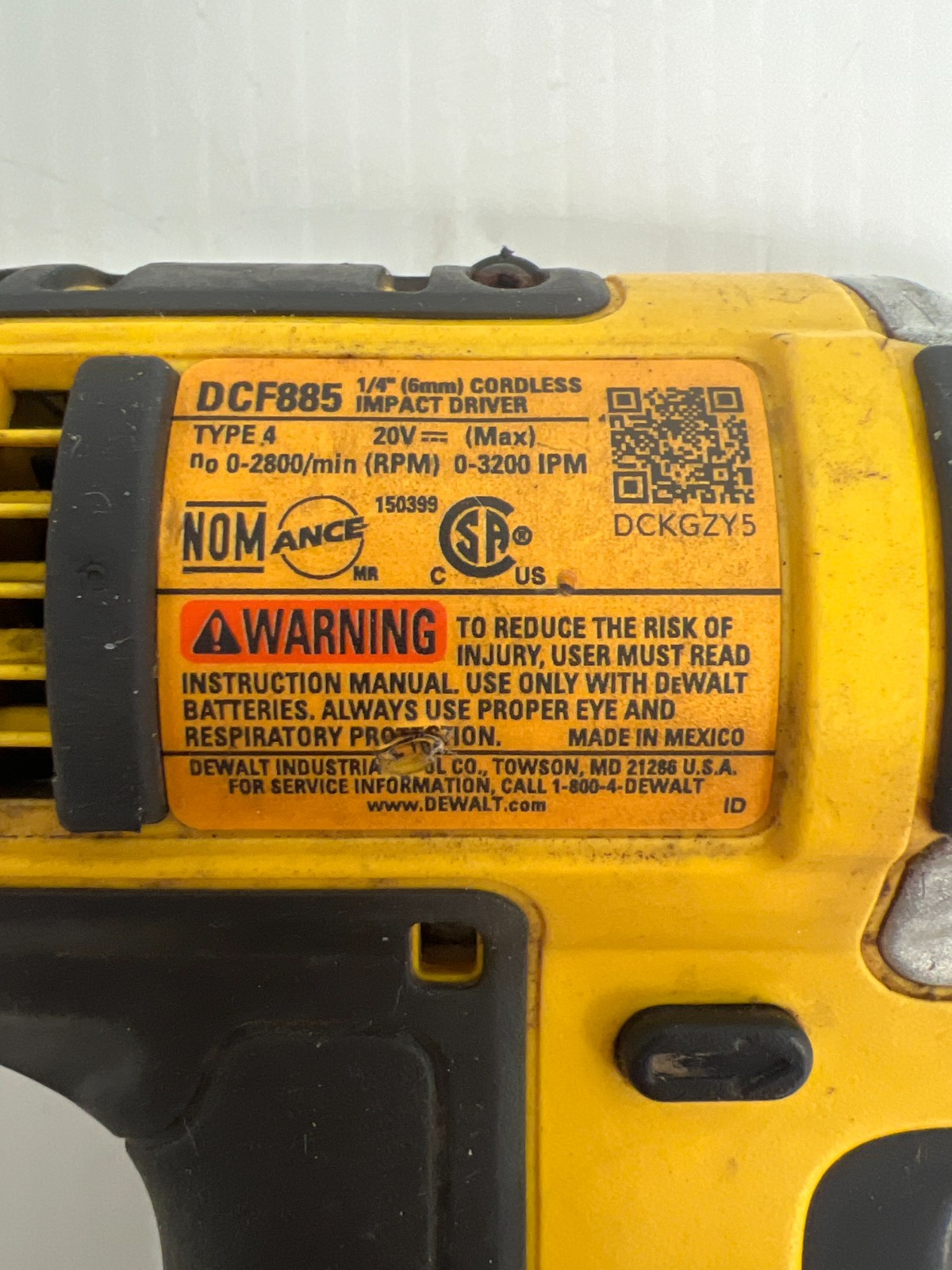 Dewalt DCF885 20 Volt 20V Max Lithium Ion 1/4” Impact Driver WITH BATTERY