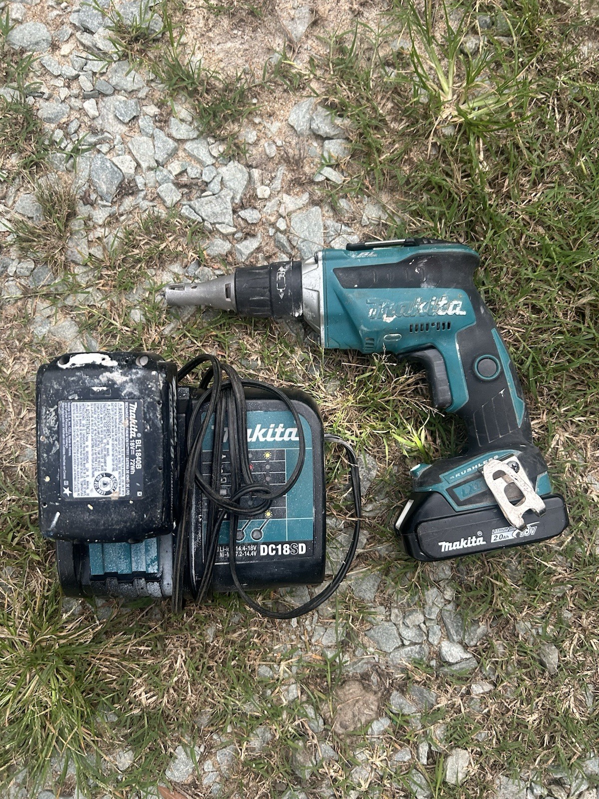Makita XSF03 18V LXT Brushless Drywall Screw Gun