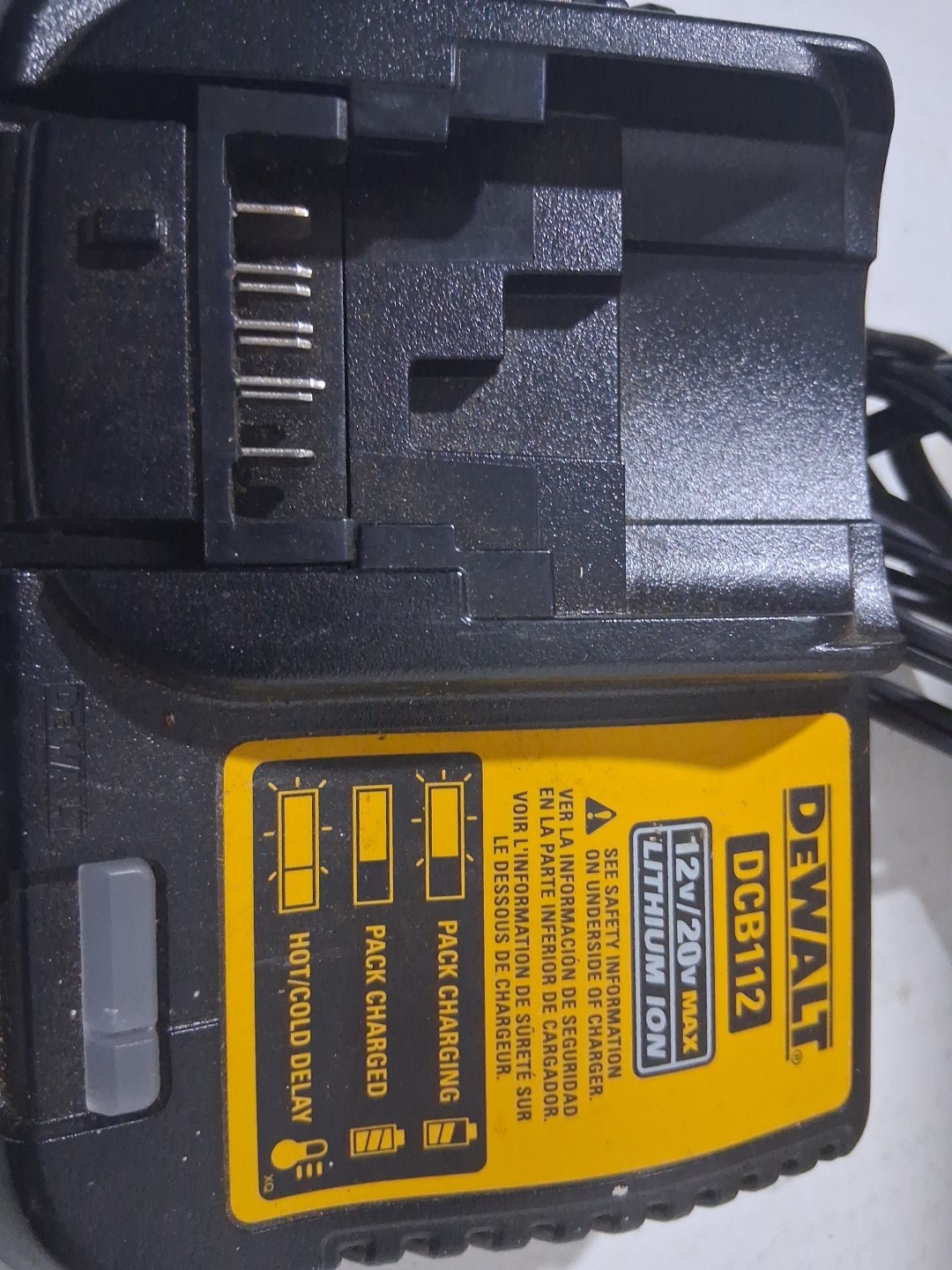 DEWALT DCB112 12V/20V MAX Lithium-Ion Battery Charger — Black/Yellow