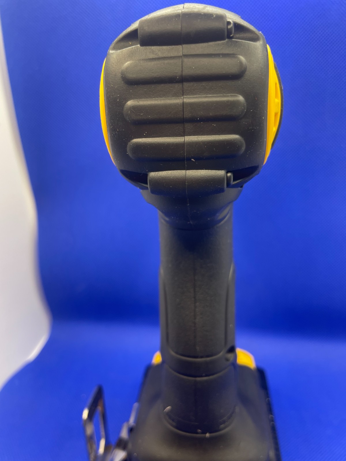 NEW DCF885B Dewalt 20V Max 1/4-in Compact Impact Driver DCF885B (Tool Only)