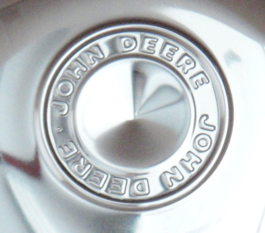 Chrome John Deere 10″ Hub Caps Wheel Covers Baby Moons Lawn Tractor M42184