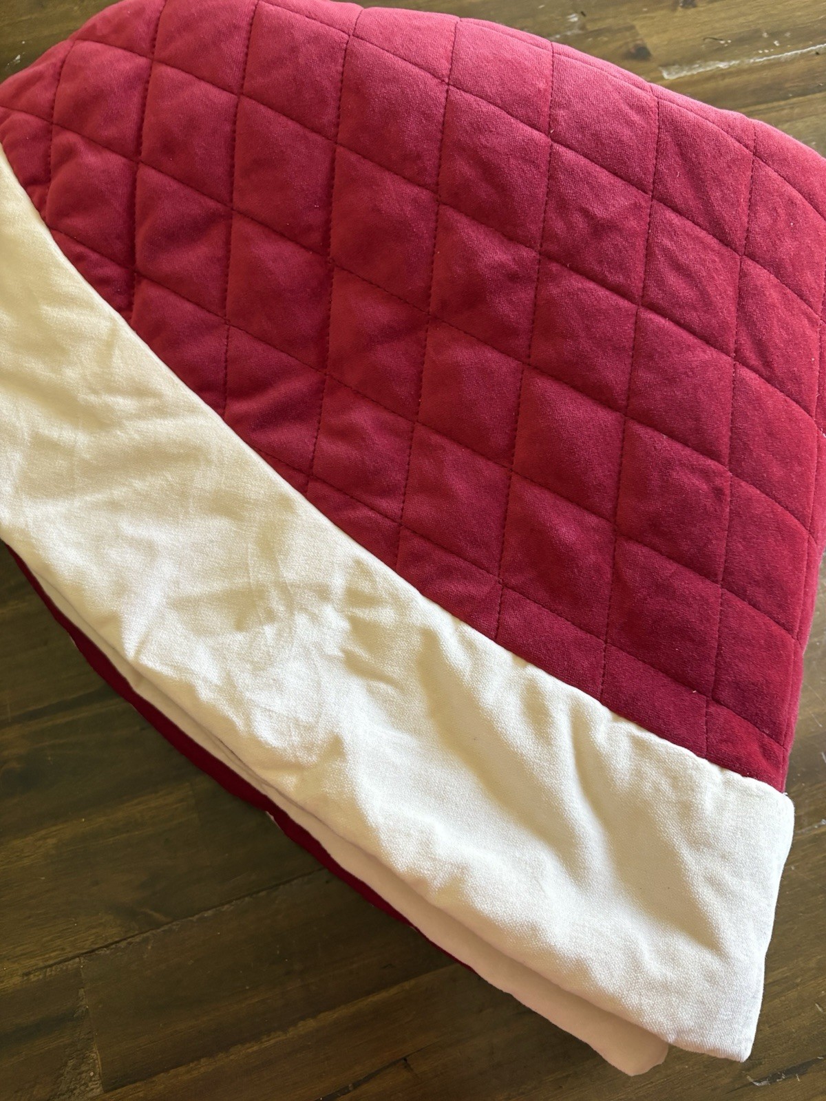 Pottery Barn Large 60 Inch Classic Tree Skirt Quilted Christmas Holiday Velvet