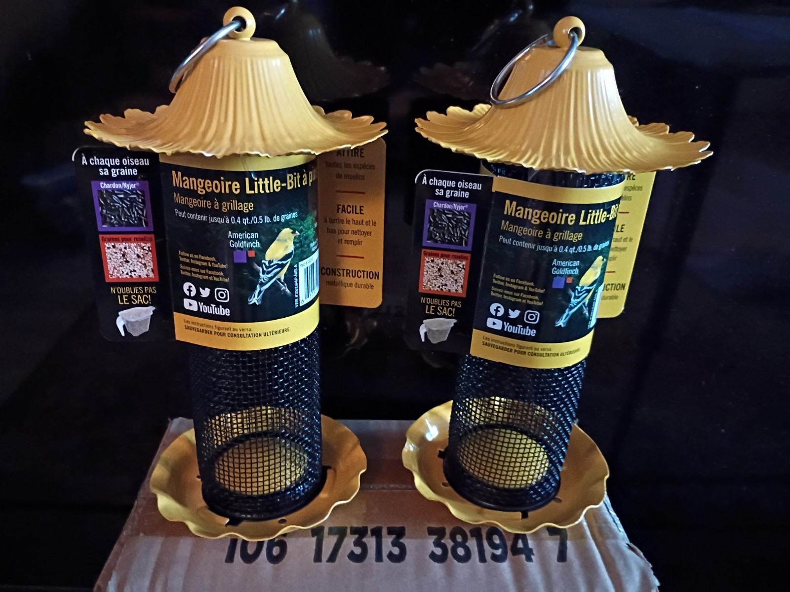 Stokes Select Little-Bit 9 In. 1/2 Lb. Capacity Finch Thistle Screen Feeder-2 PK