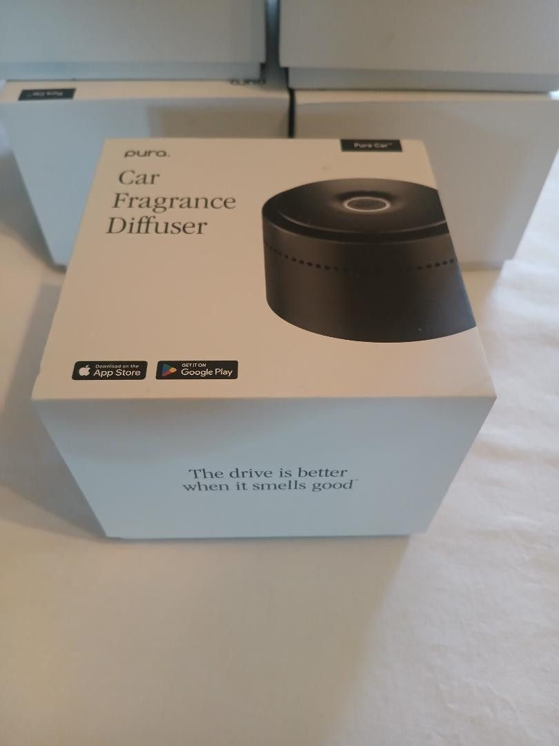 New Pura Car Fragrance Diffuser No Fragrance Included Ships FREE