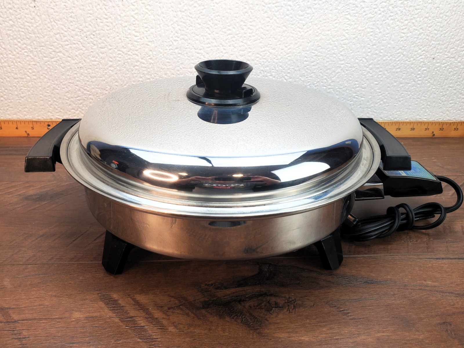 Vtg Lifetime 12″ Liquid Core Electric Casserole Skillet E19762 Tested 1998 Clean