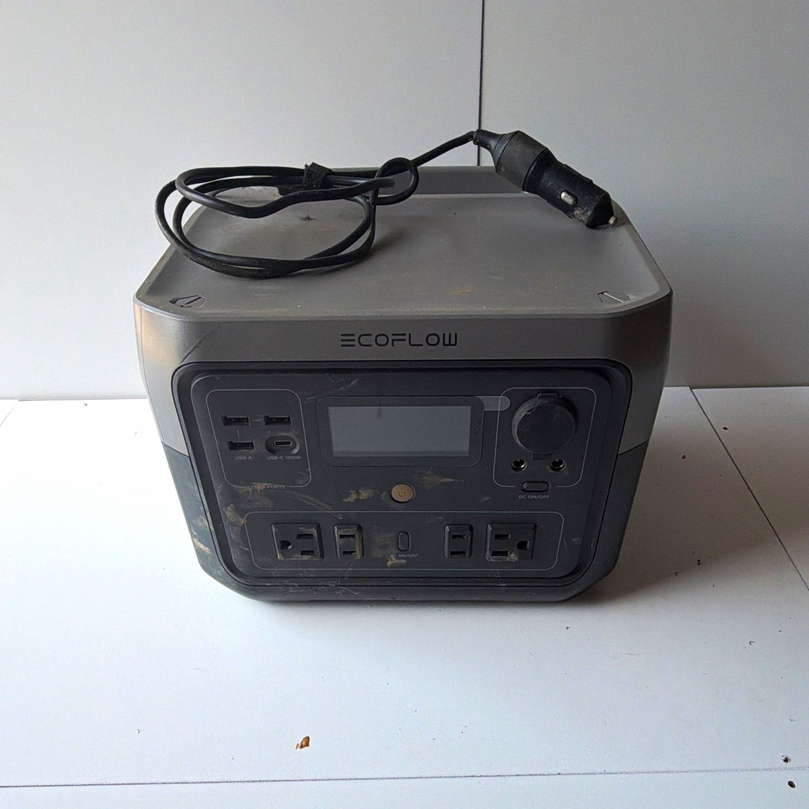 EcoFlow RIVER Portable Power Station Charger/Inverter 151-200W LCD USB Gray