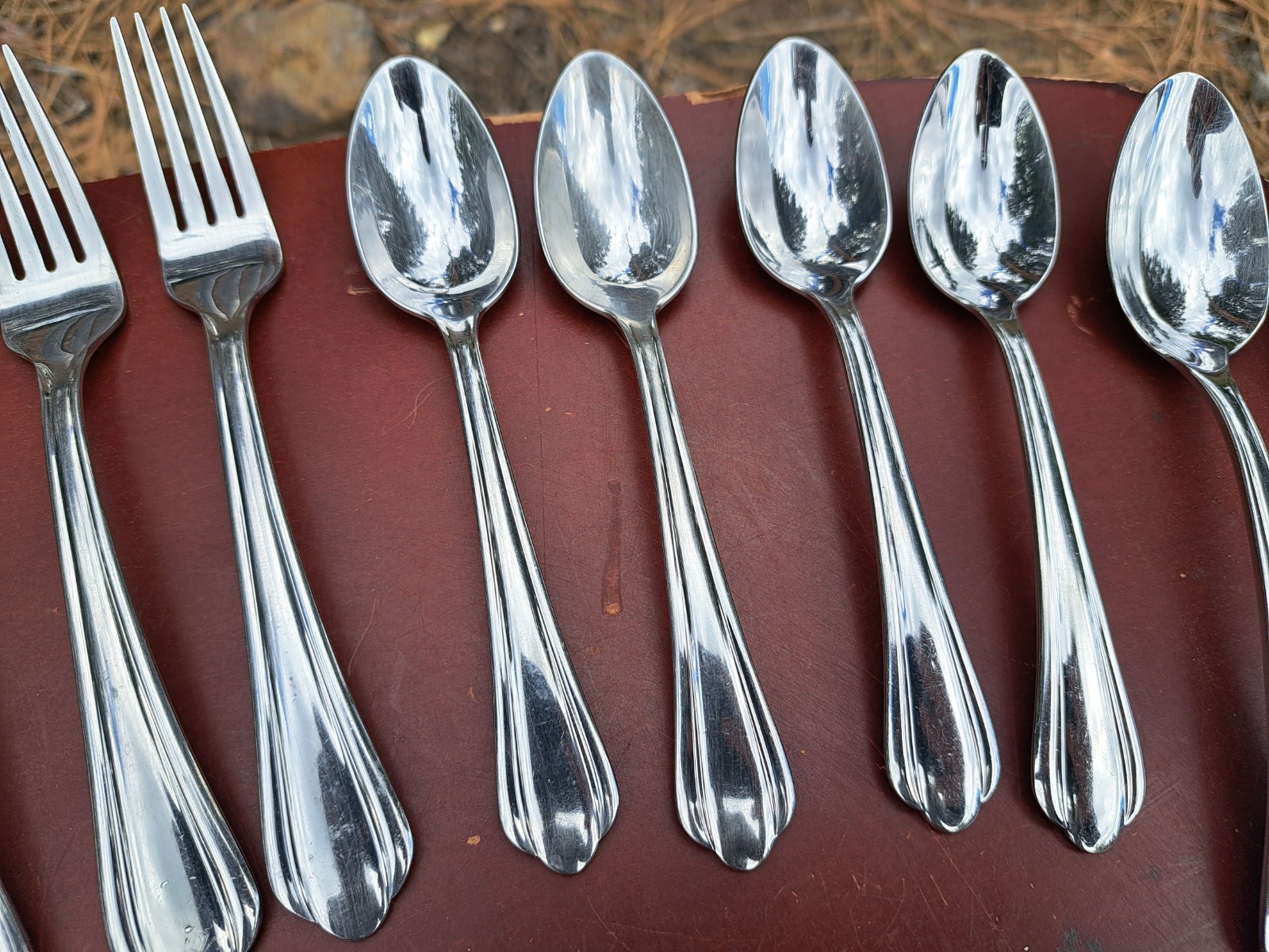 Waterford LINEAR 18/10 Stainless Flatware Vietnam Lot Of 25 Pieces