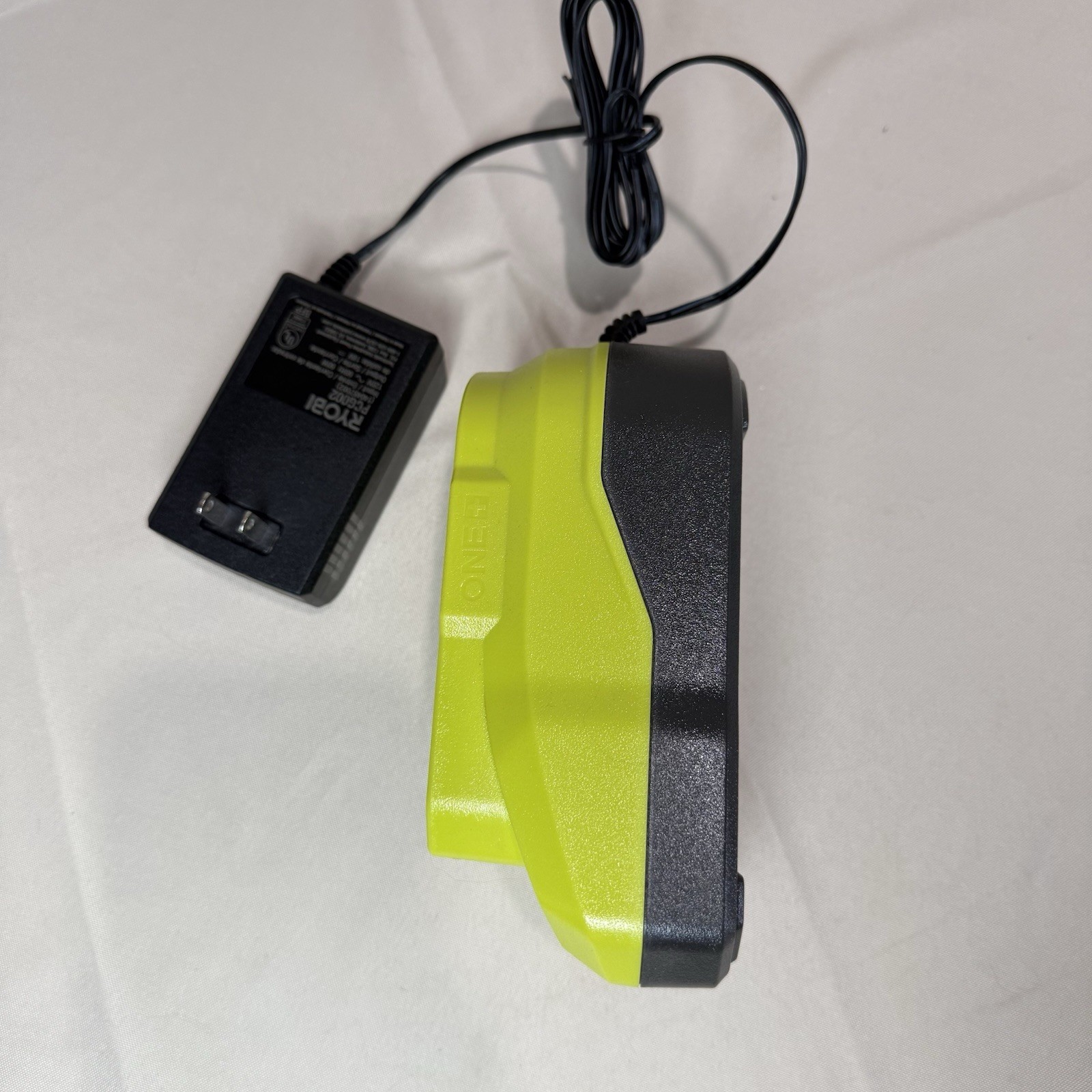 Ryobi PCG002 18V Power Tool Battery Charger Green Single Battery Charging