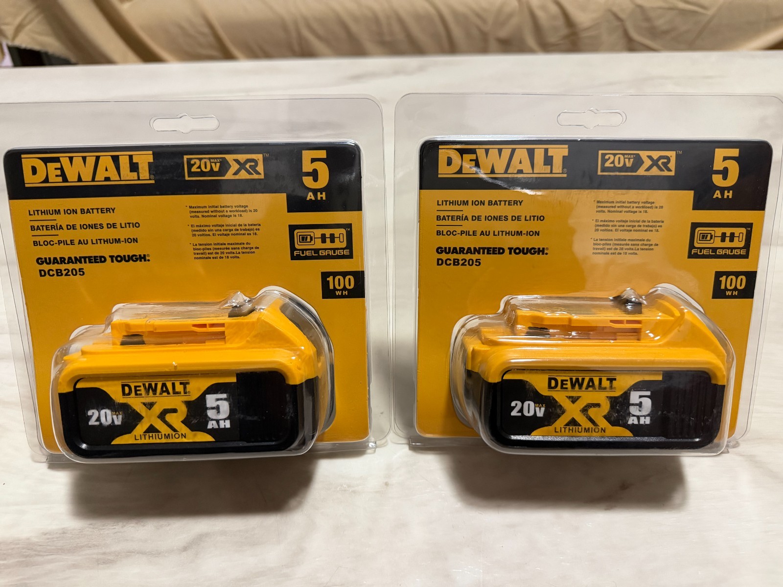 2026 Date 2 Pack DEWALT DCB205-2 20V MAX Premium Lithium-Ion 5.0Ah Battery New