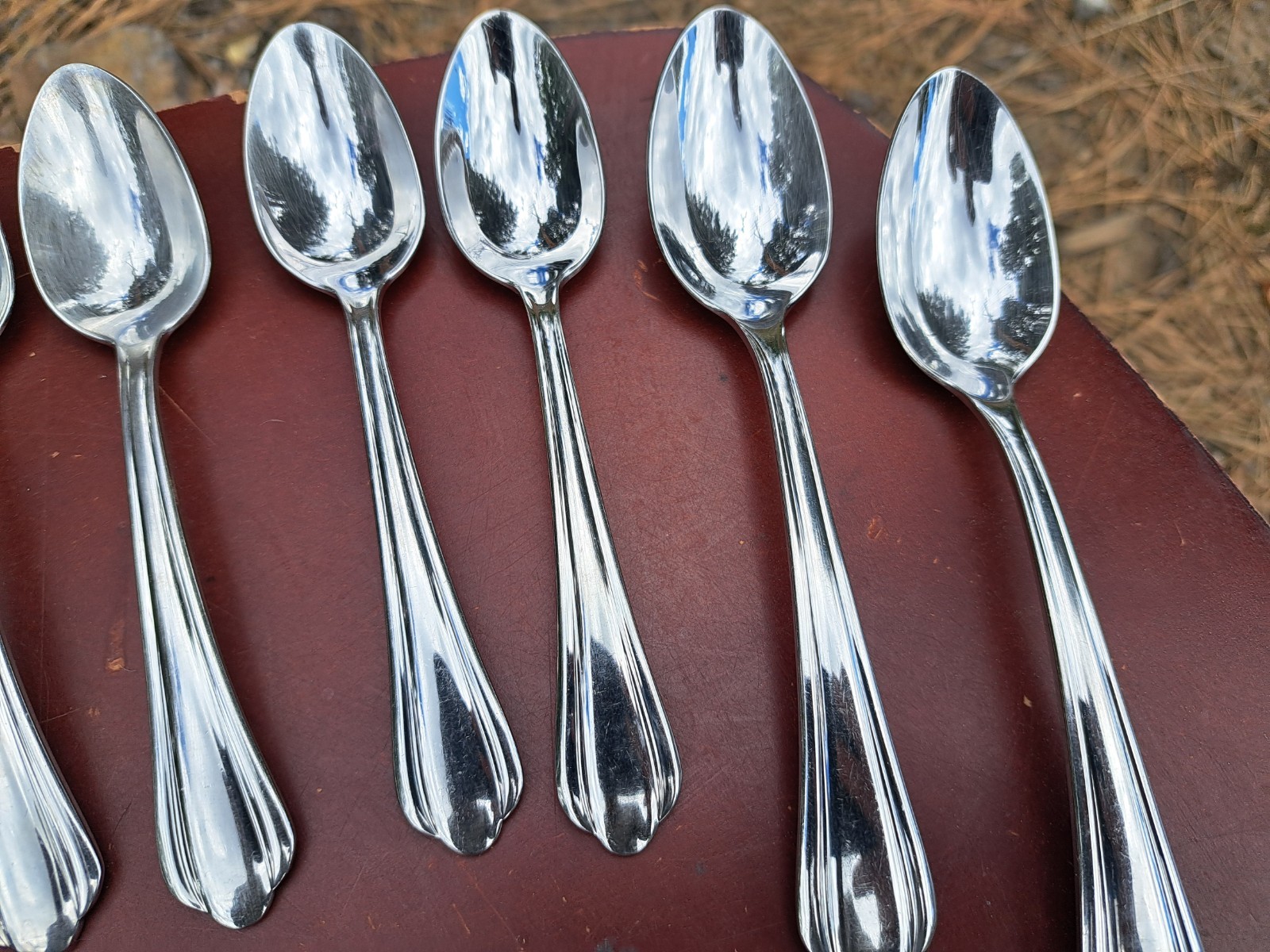 Waterford LINEAR 18/10 Stainless Flatware Vietnam Lot Of 25 Pieces