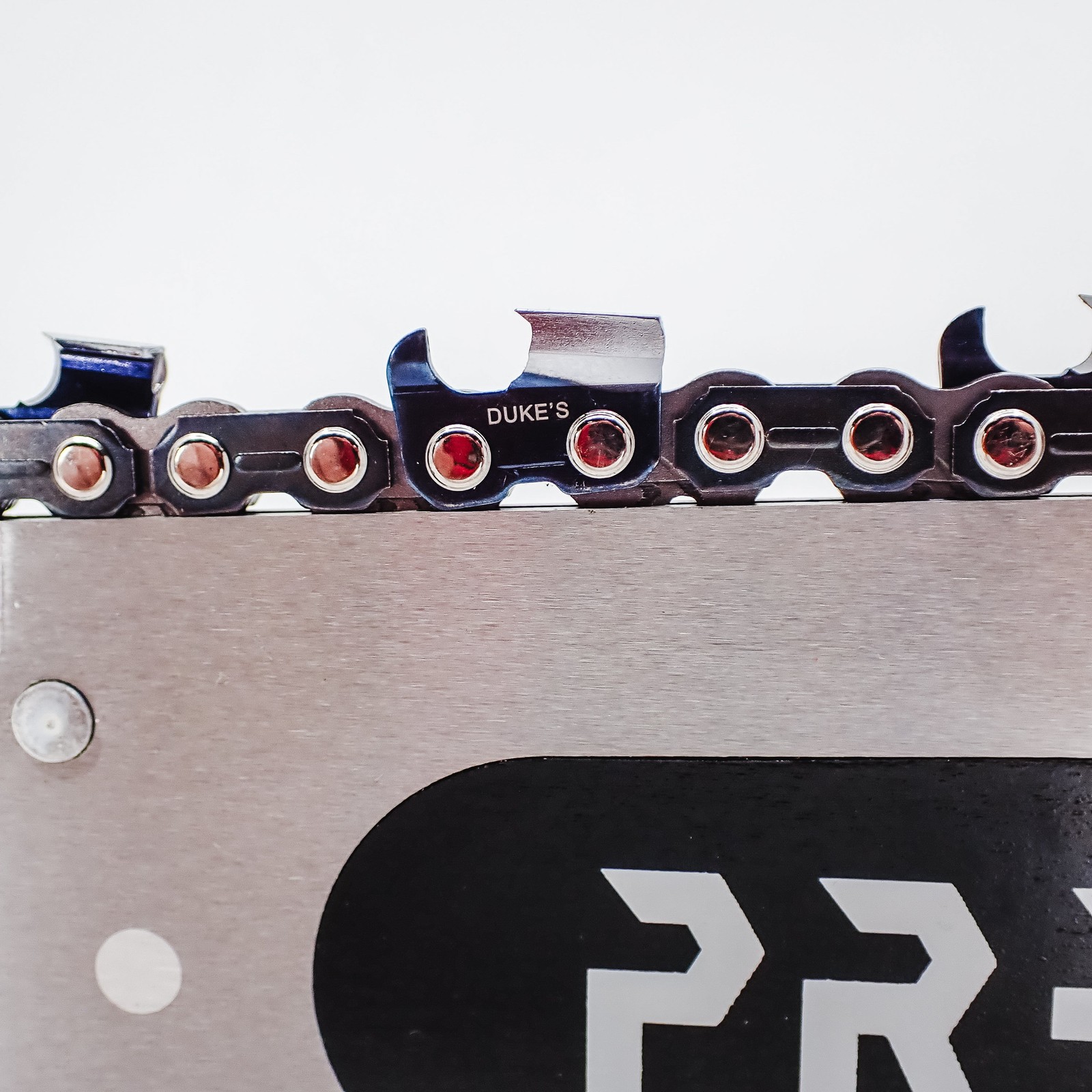 THE DUKE’S PROFESSIONAL HARD CHROME 3-PACK FULL-CHISEL CHAINSAW CHAIN