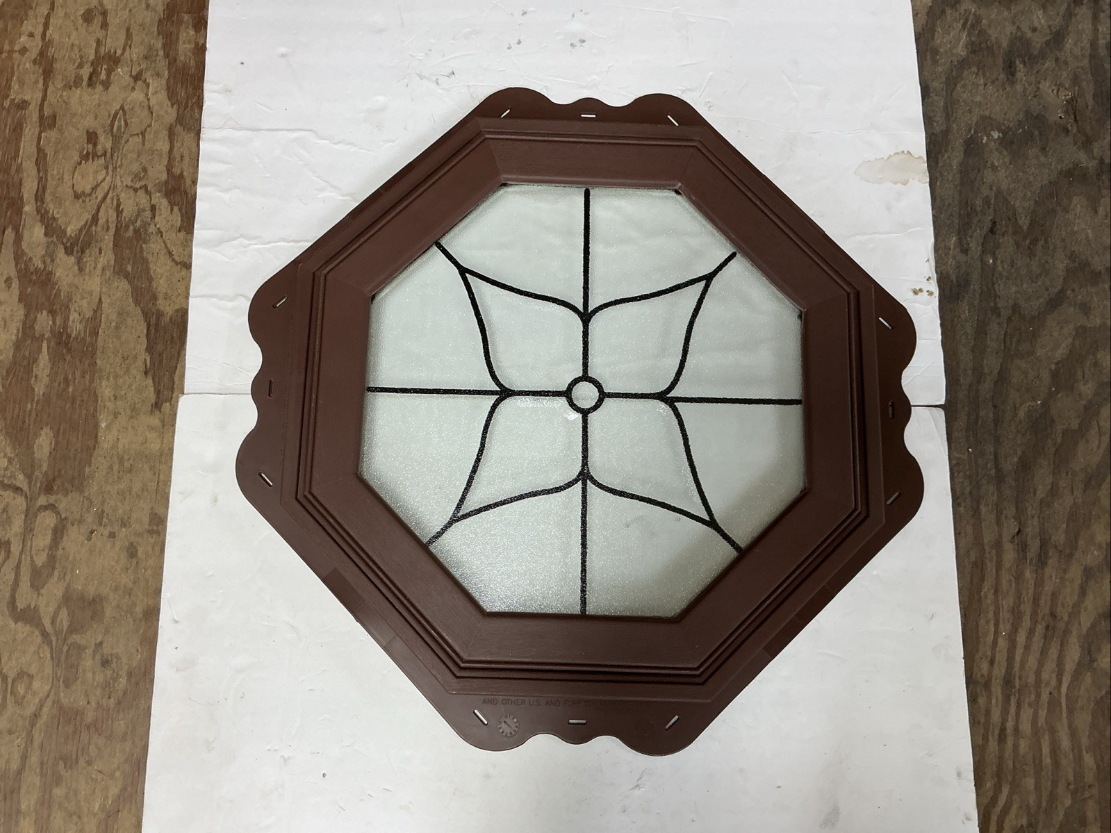 20” X 20” Fixed Octagon Vinyl Window Vented Brown New Construction BROWN color