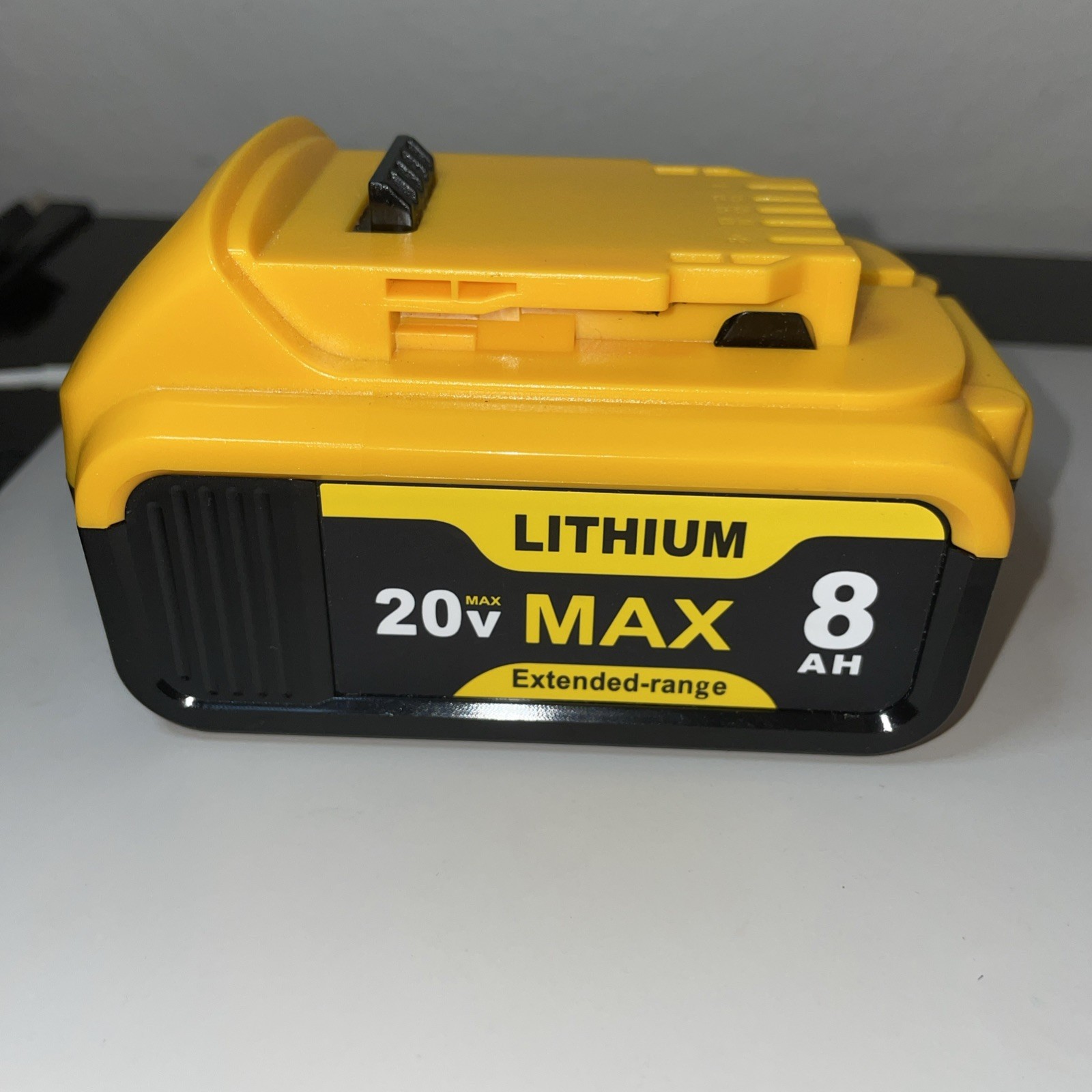 8000mAh Battery Compatible with Dewalt 20V DCB200 DCB206 DCB207 DCB201