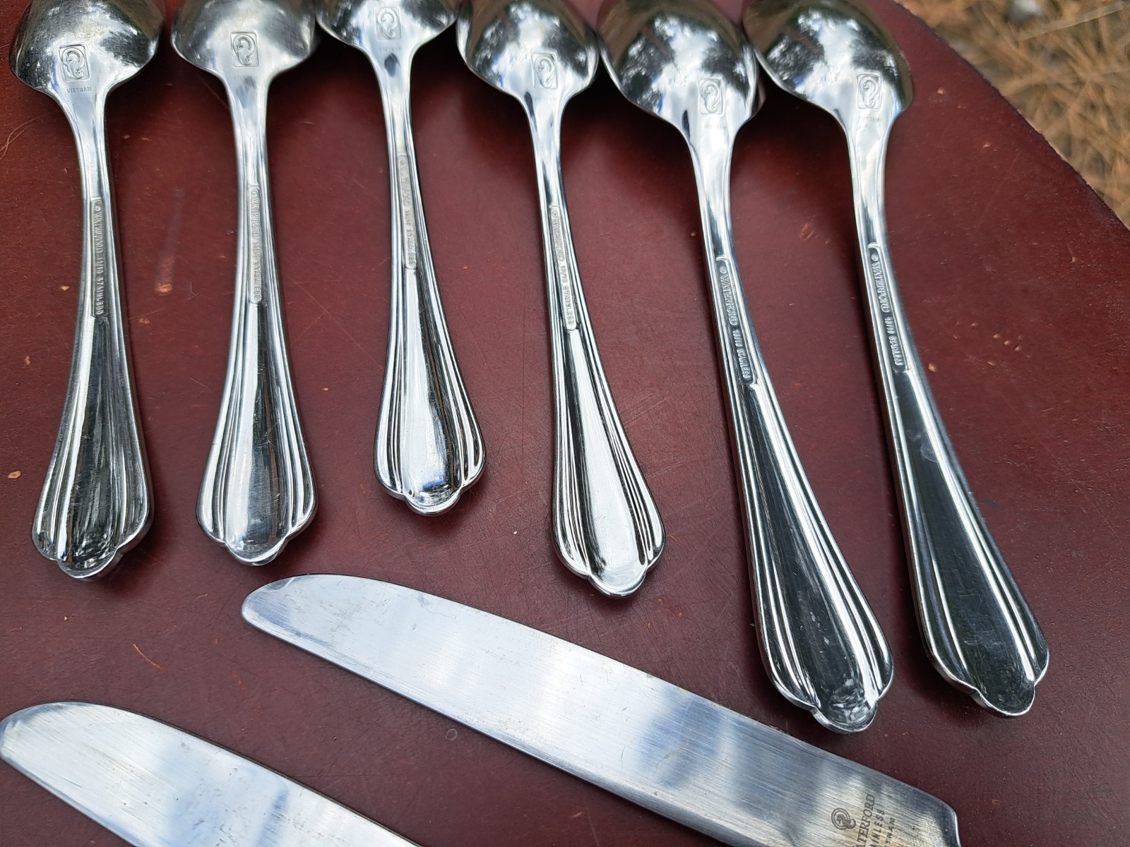 Waterford LINEAR 18/10 Stainless Flatware Vietnam Lot Of 25 Pieces