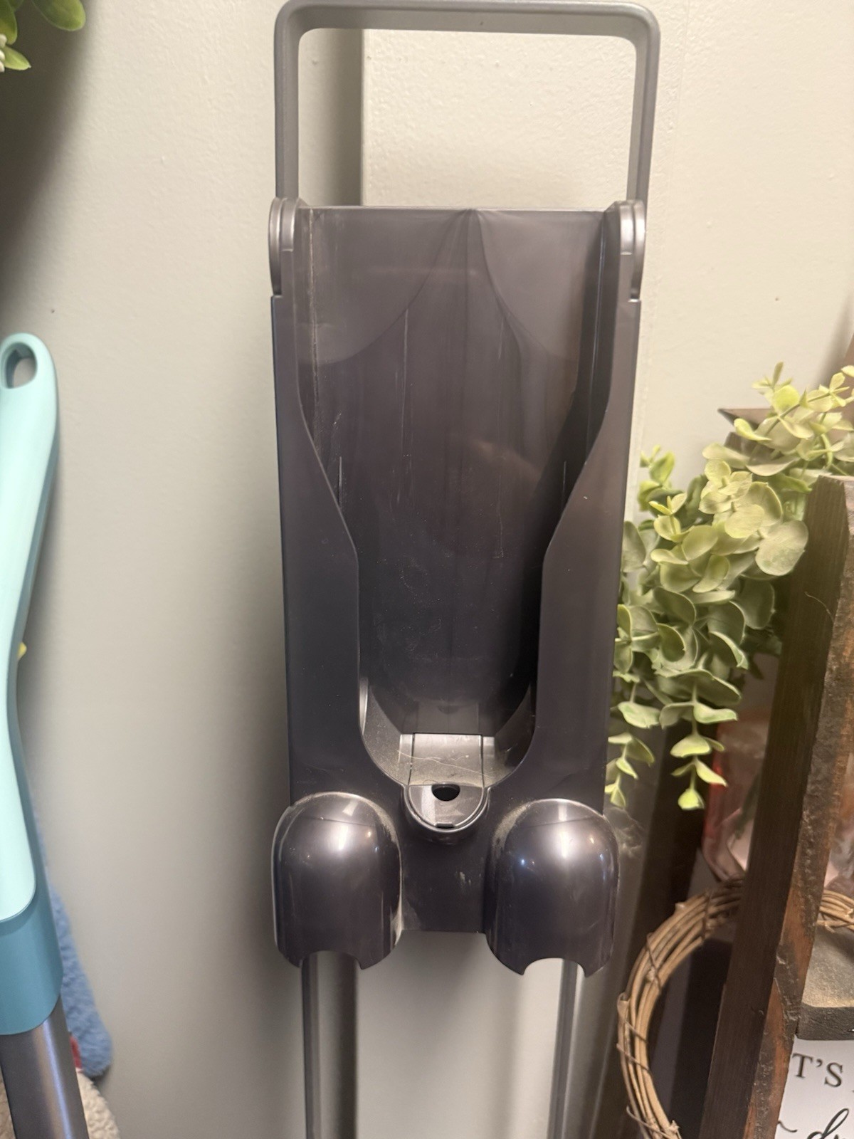 Dyson V15 Detect With Accessories And Extra Filters, Used, As Is, Read Descrip!!