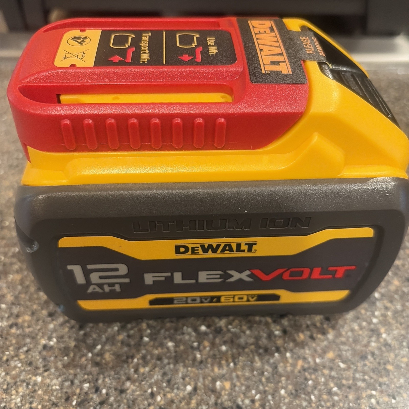 NEW For DEWALT DCB612 20v/60v Max FLEXVOLT 12Ah Li-Ion Battery NEW IN BOX