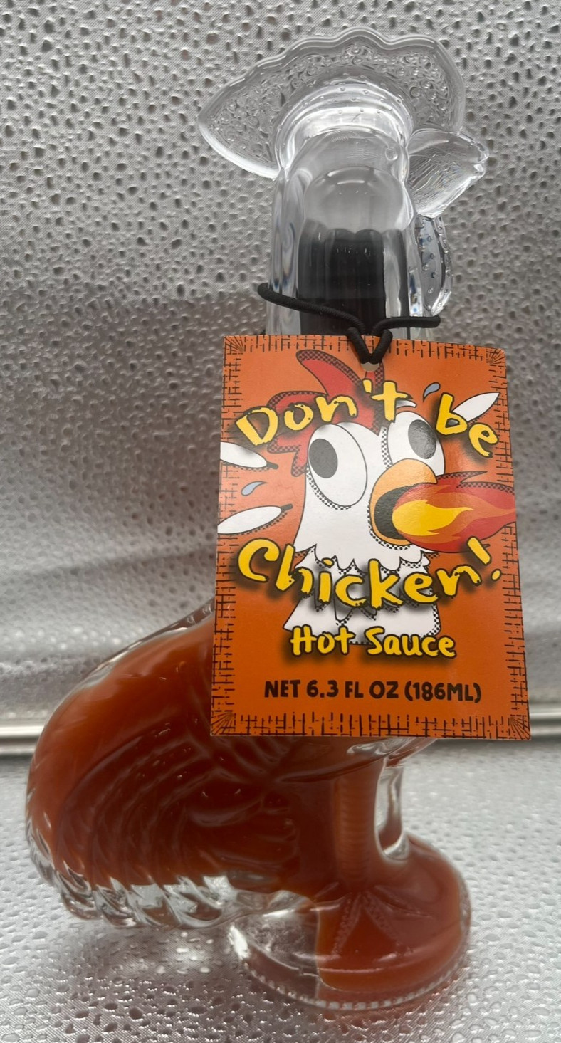DON’T BE CHICKEN Hot Sauce 6.3 fl ozGlass CHICKEN SHAPED bottle Spicy! BB 6/27