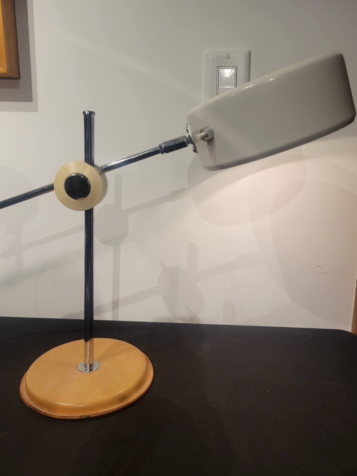 Ateljé Lyktan 1960s lamp Anders Pehrson Simris Olympia Leather Base Metal Shade