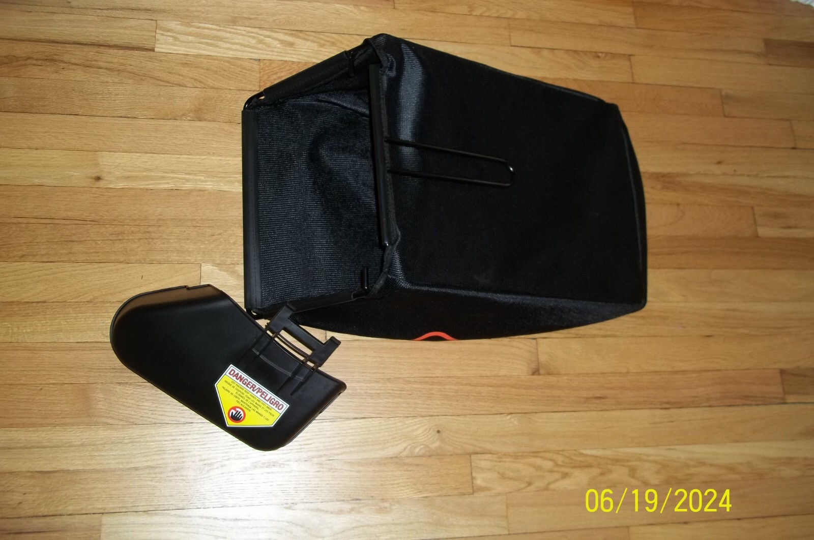 Genuine OEM Black & Decker 5140161-16 Lawn Mower Bag CM2040 MM2000-SideDischarge