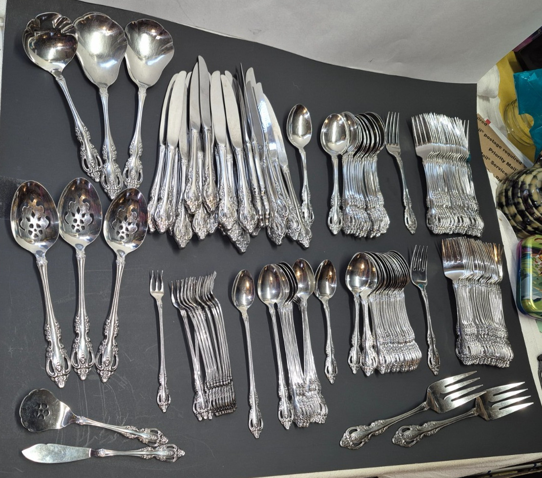 Vintage Oneida Community Brahms Flatware 144 Pieces See Description For List