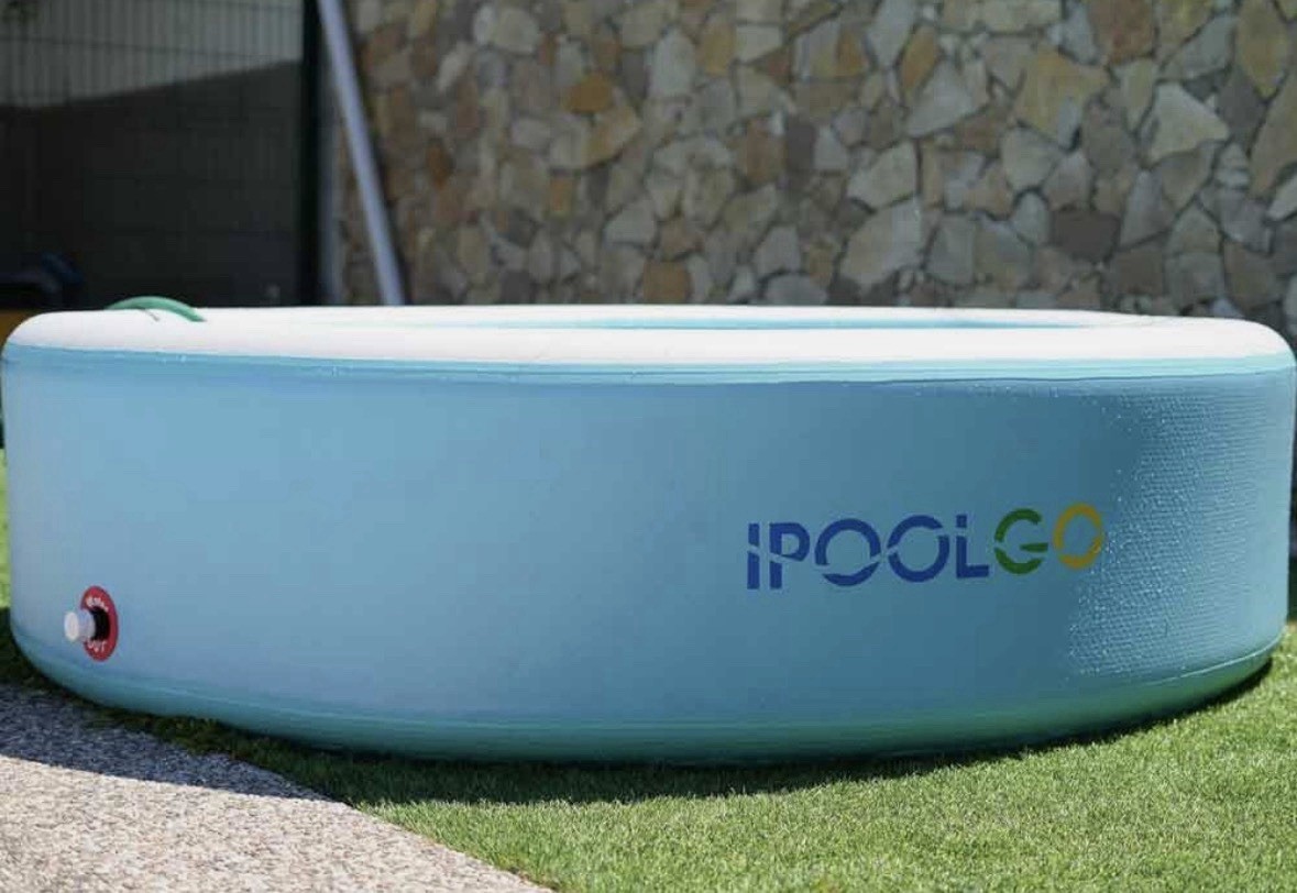IPOOLGO 6ft X 20in Inflatable Swimming Pool Durable Heavy Duty PVC Construction