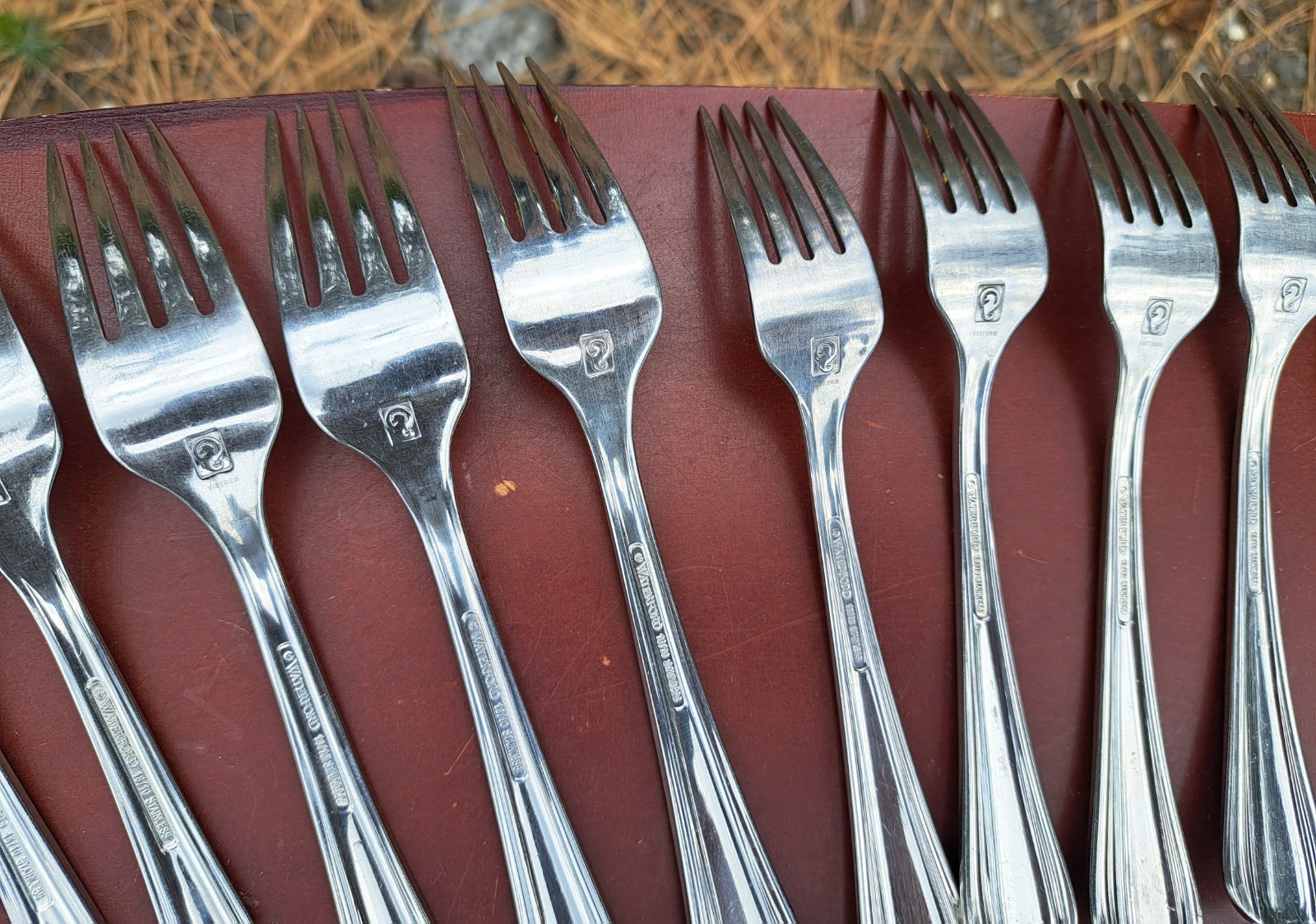 Waterford LINEAR 18/10 Stainless Flatware Vietnam Lot Of 25 Pieces