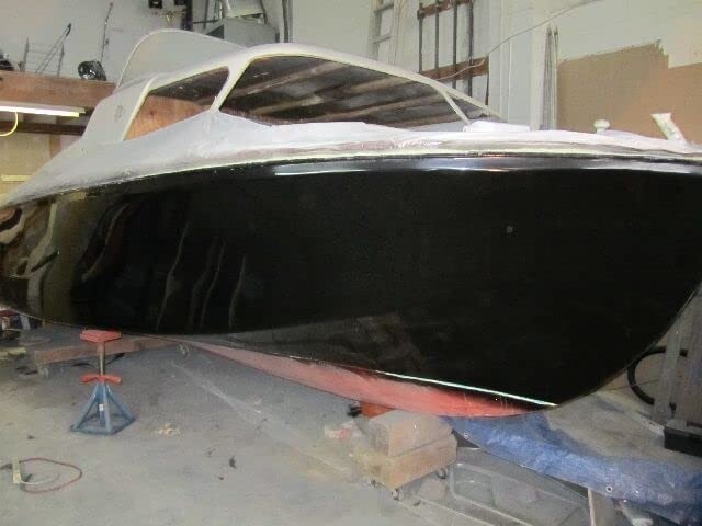Black Gelcoat no Wax (Gallon) & MEKP (60cc)