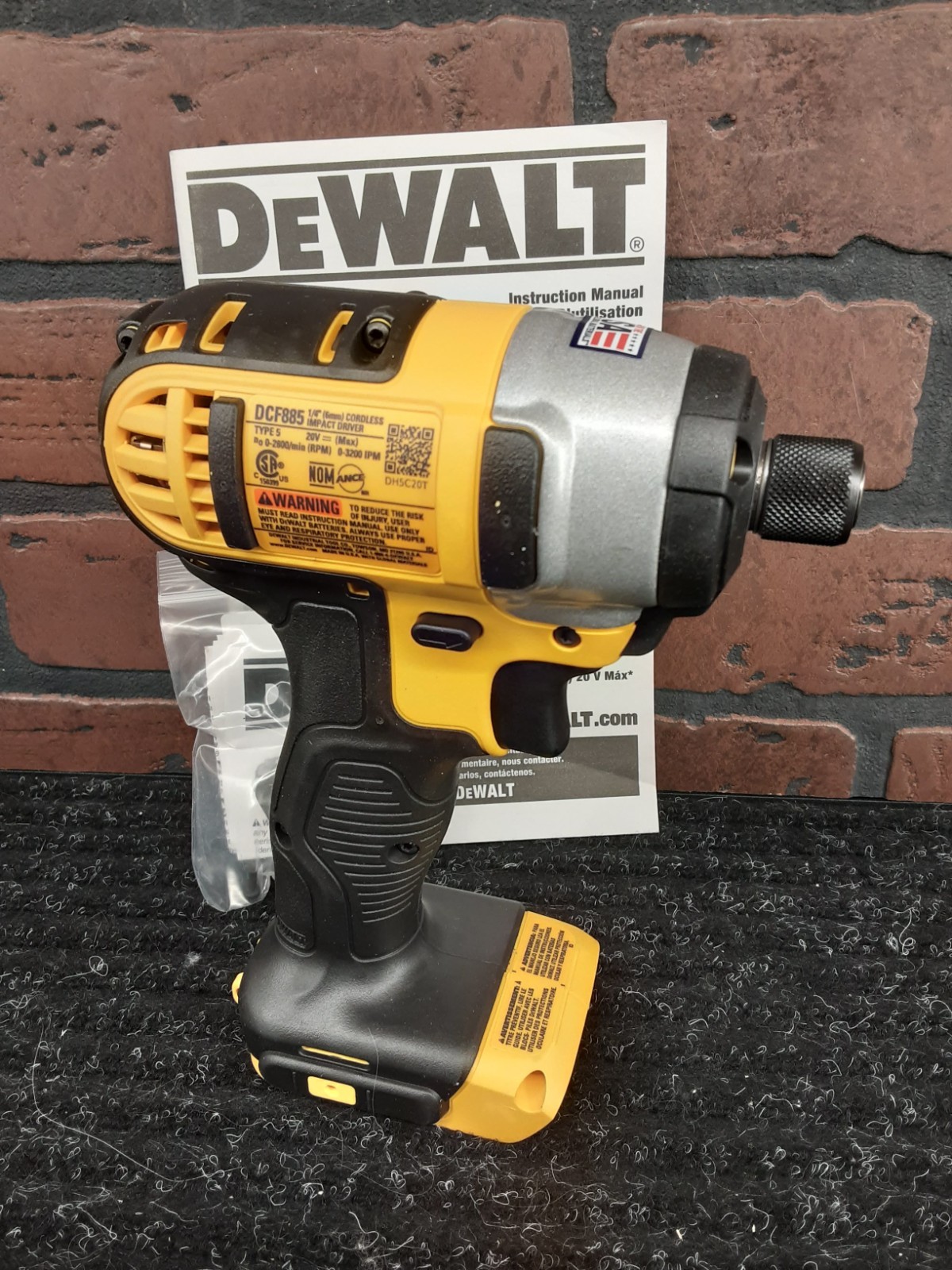 Dewalt DCF885 20V MAX 1/4″ Impact Driver-***NEW***