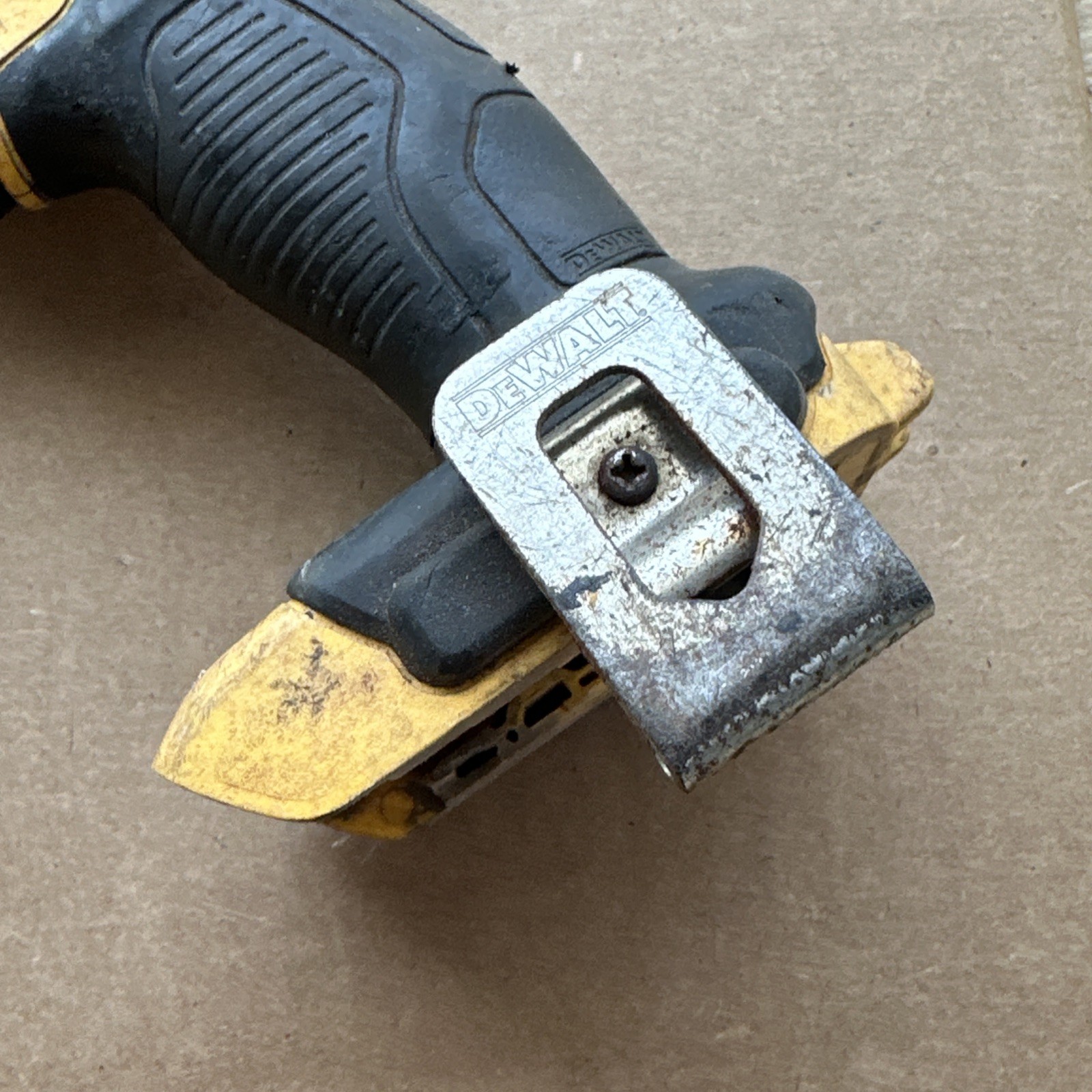 DeWalt DCF885 20V MAX 1/4-inch Cordless Impact Driver HEAVY USE