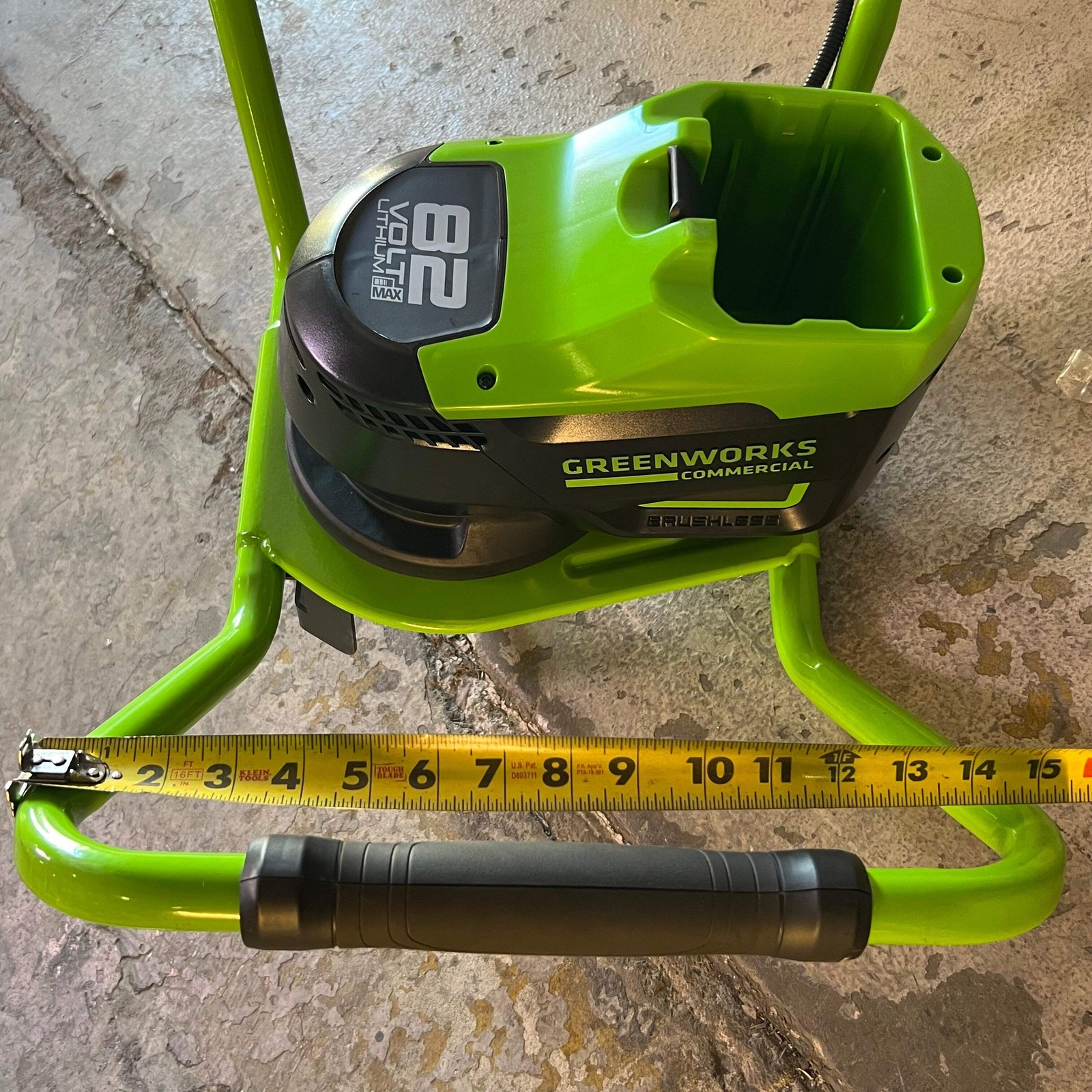 GREENWORKS Earth Auger 82 Sz 23″ L x 15″W, 82EA8 (Battery & Charger Not Included