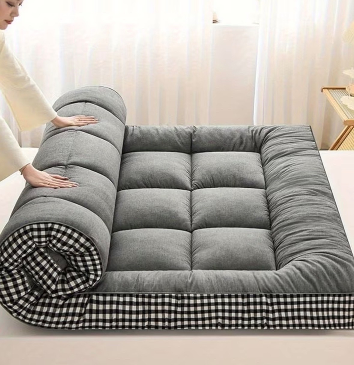 Portable Rollable Tatami Futon Mattress, Ideal for Floor Sleeping, Guest Beds