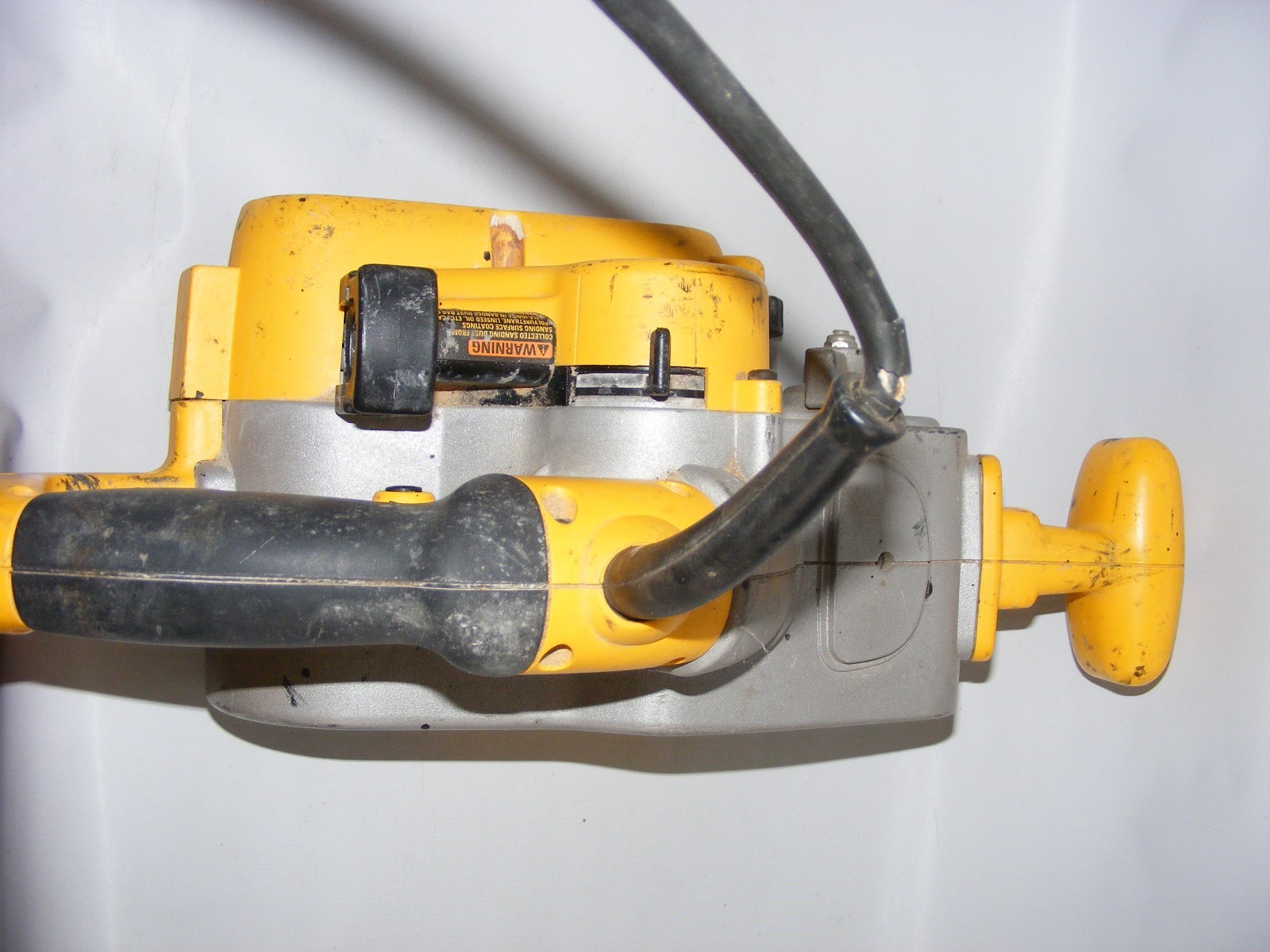 Dewalt Belt Sander DW432 Type 1 Used Belt 3 x 21 inches