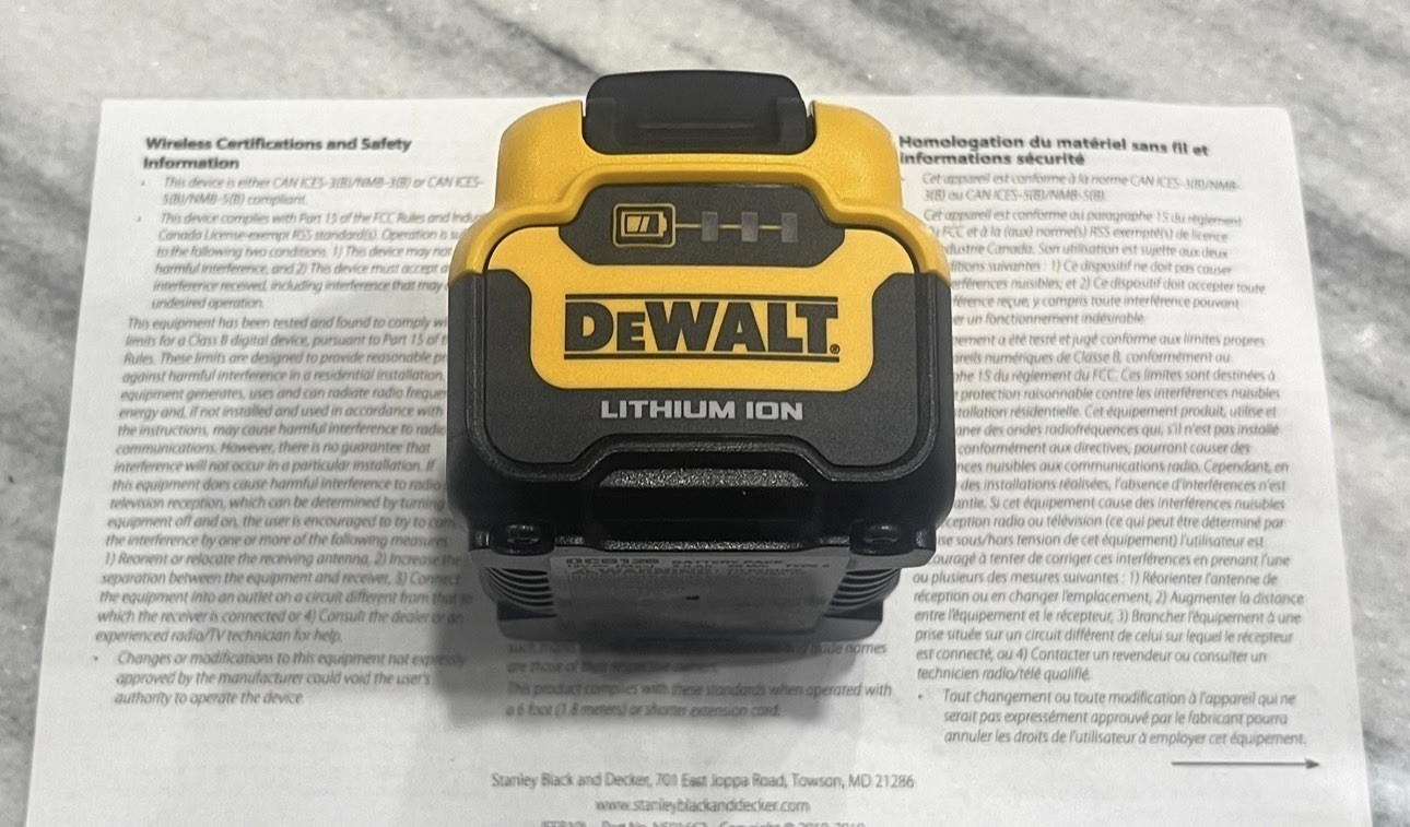 DeWALT DCB126-2 12V MAX 5.0Ah Lithium-Ion Lightweight Compact Batteries