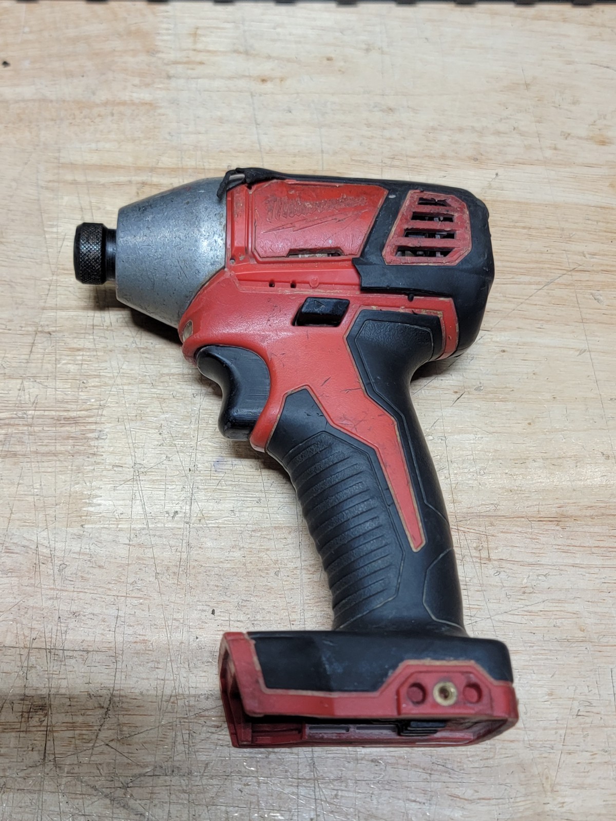 Milwaukee 2656-20 18V 1/4″ Hex Cordless Impact Driver Drill TOOL ONLY! TESTED!