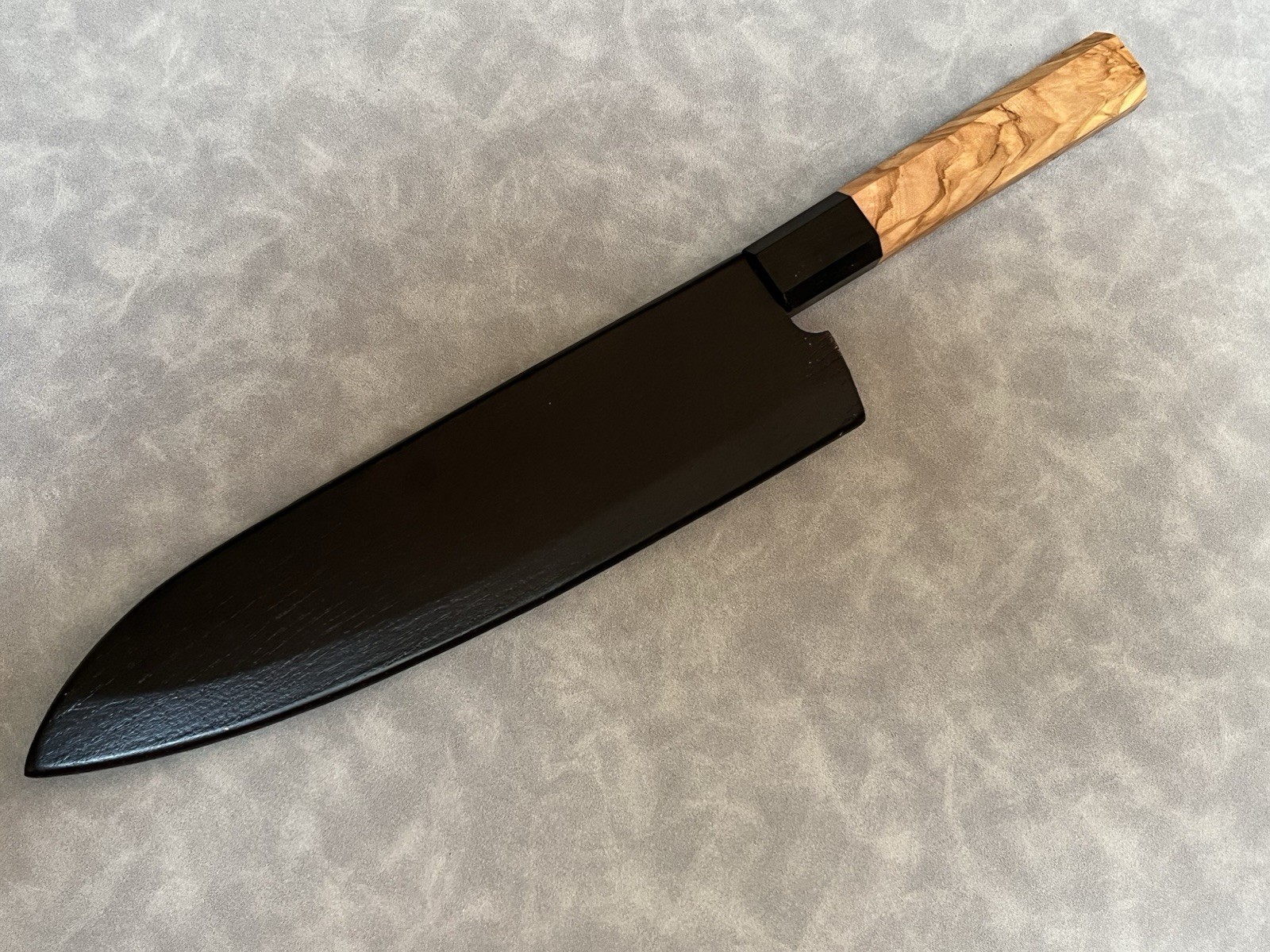 210mm 8″ Gyuto Chef Knife Stainless Steel Nashiji Olive Wood Octagonal w/ Saya