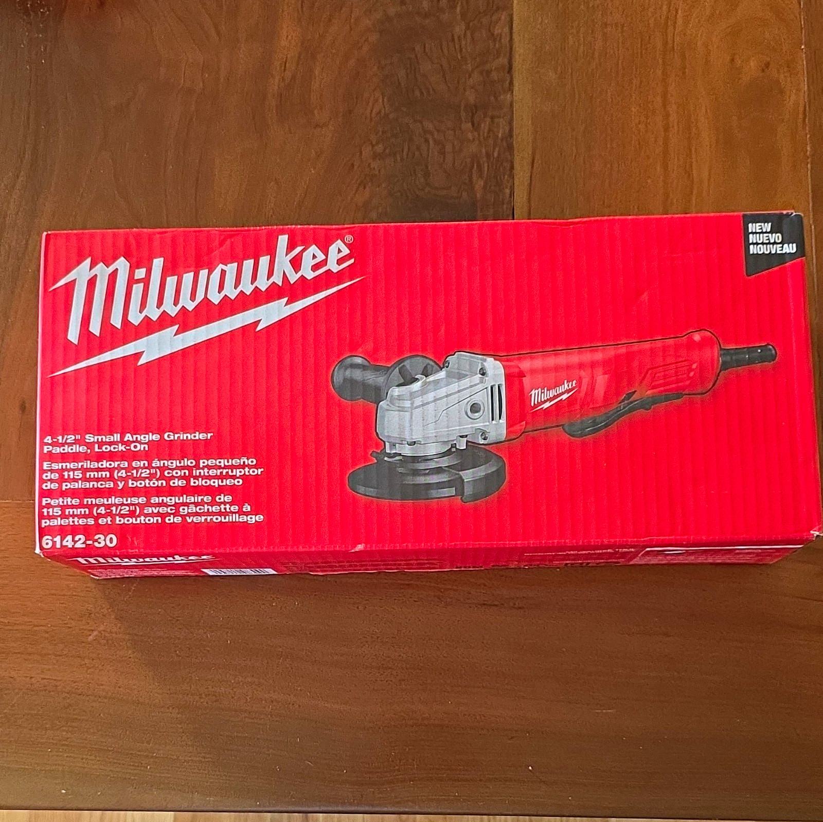 Milwaukee 6142-30 4-1/2″ Angle Grinder Corded Paddle Lock-On Rotary/Circular