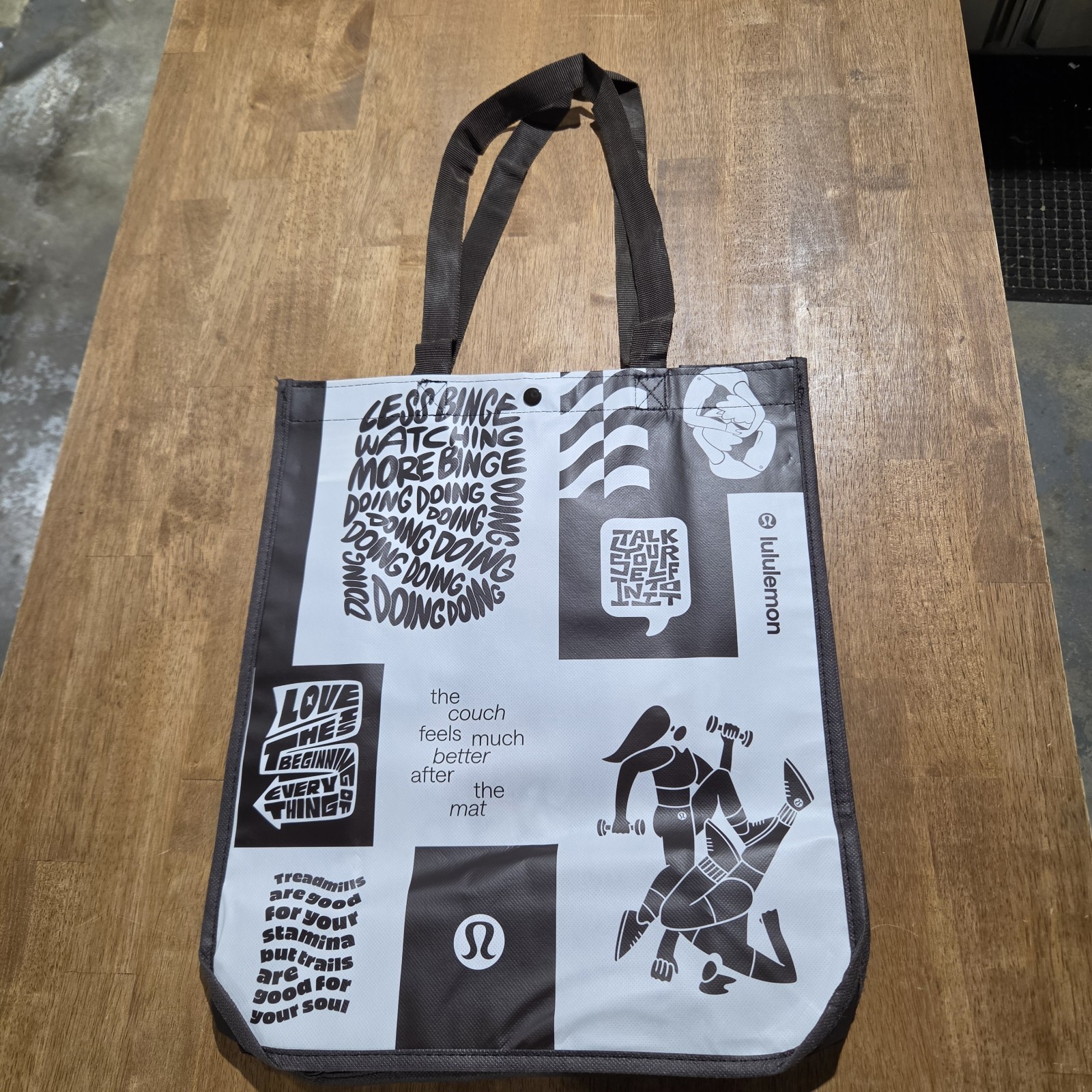 New Lululemon Reusable Shopping Bag 14″×16″