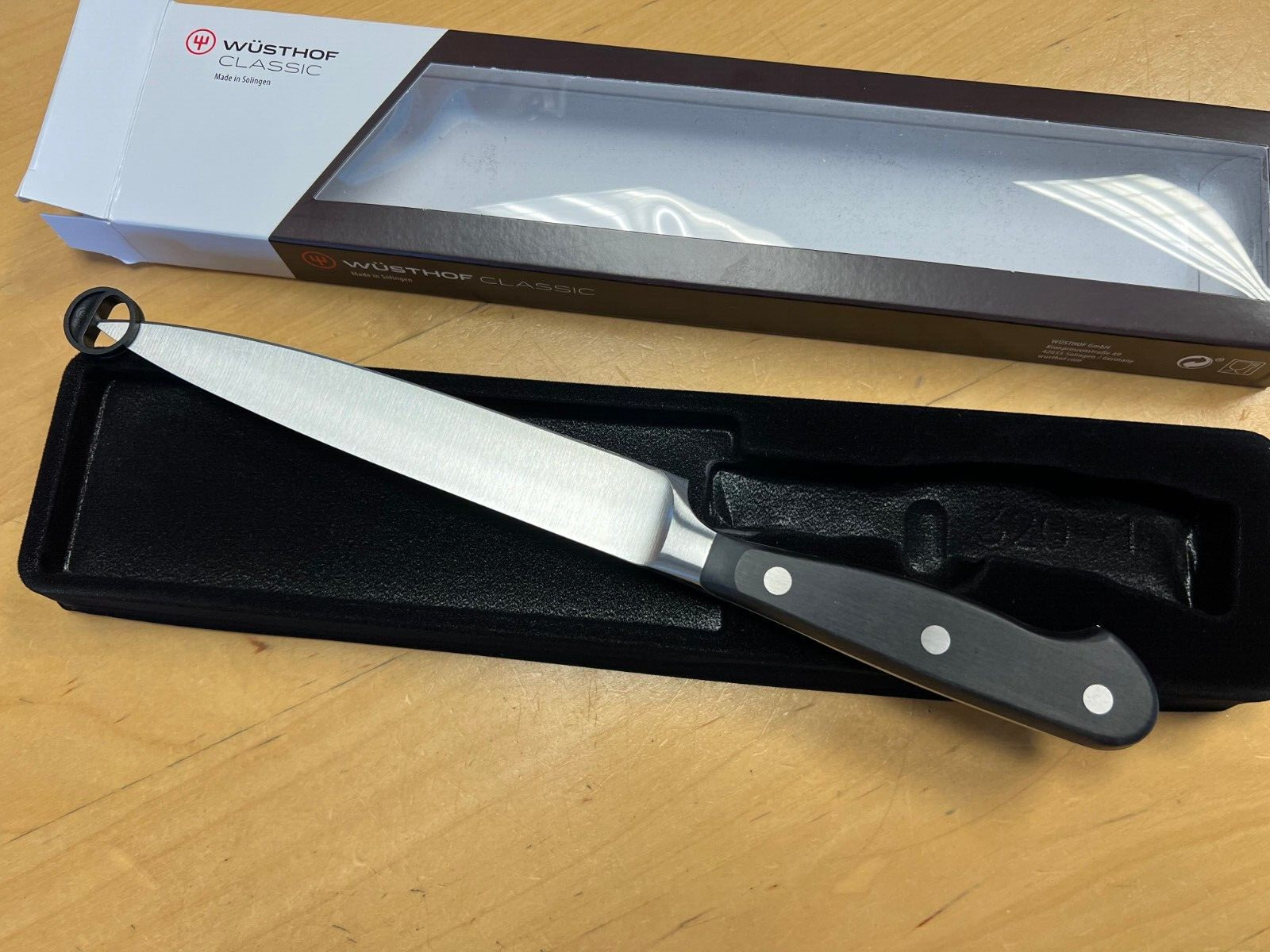 Wusthof Classic – 6″ Utility Knife 1040100716 in retail box