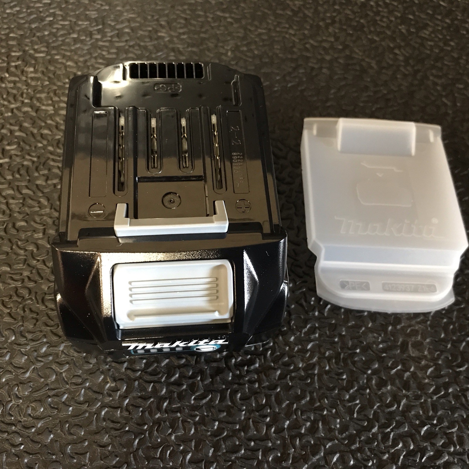 MAKITA 40V MAX XGT 2.5AH Li-ion Battery