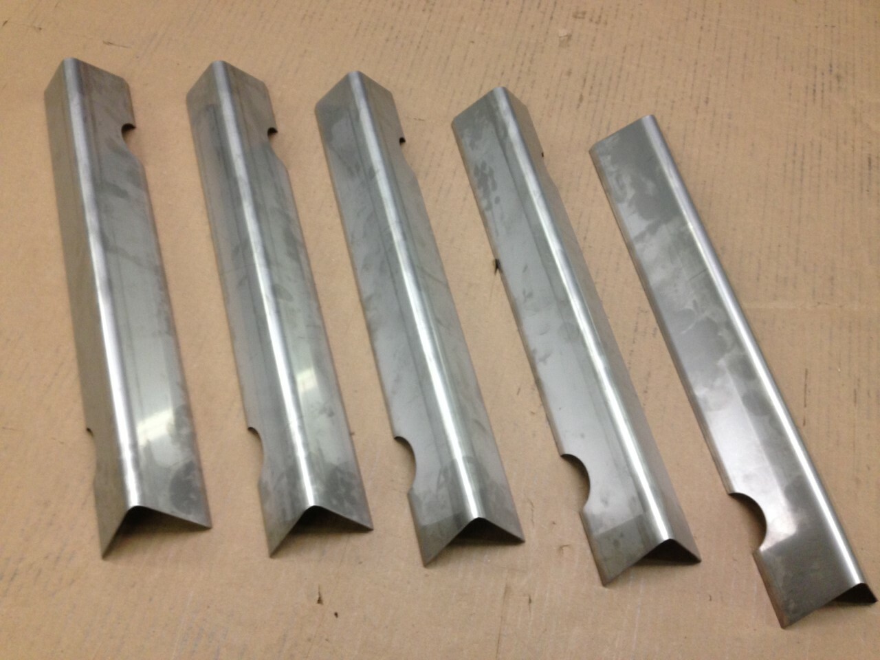 5 Flavor bars to Genesis HP ll Grills, 300 series. HD 16ga SS, and 3 deflectors